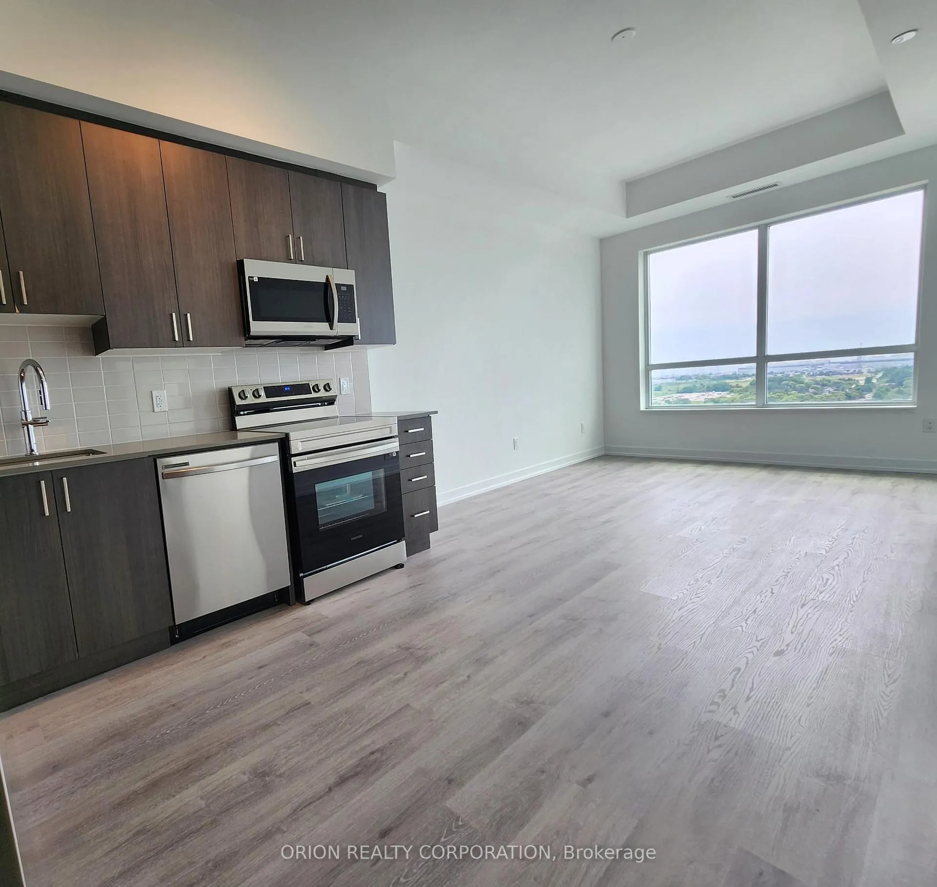 Photo 13 of Unit 2603, 1455 Celebration Drive, Pickering, Bay Ridges — HOMEH