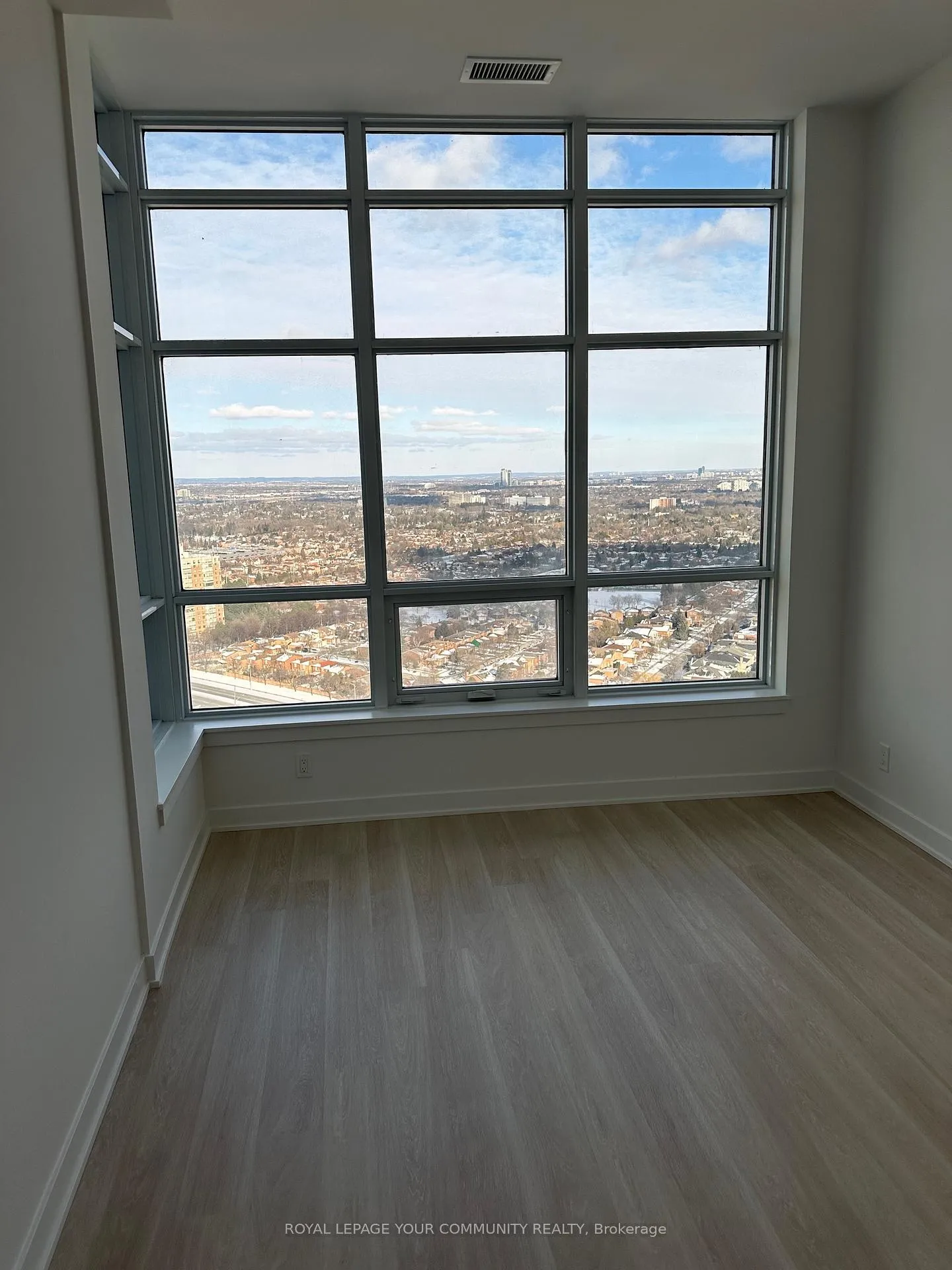 Photo 7 of Unit PH08, 50 Upper mall way, Vaughan, Beverley Glen — HOMEH