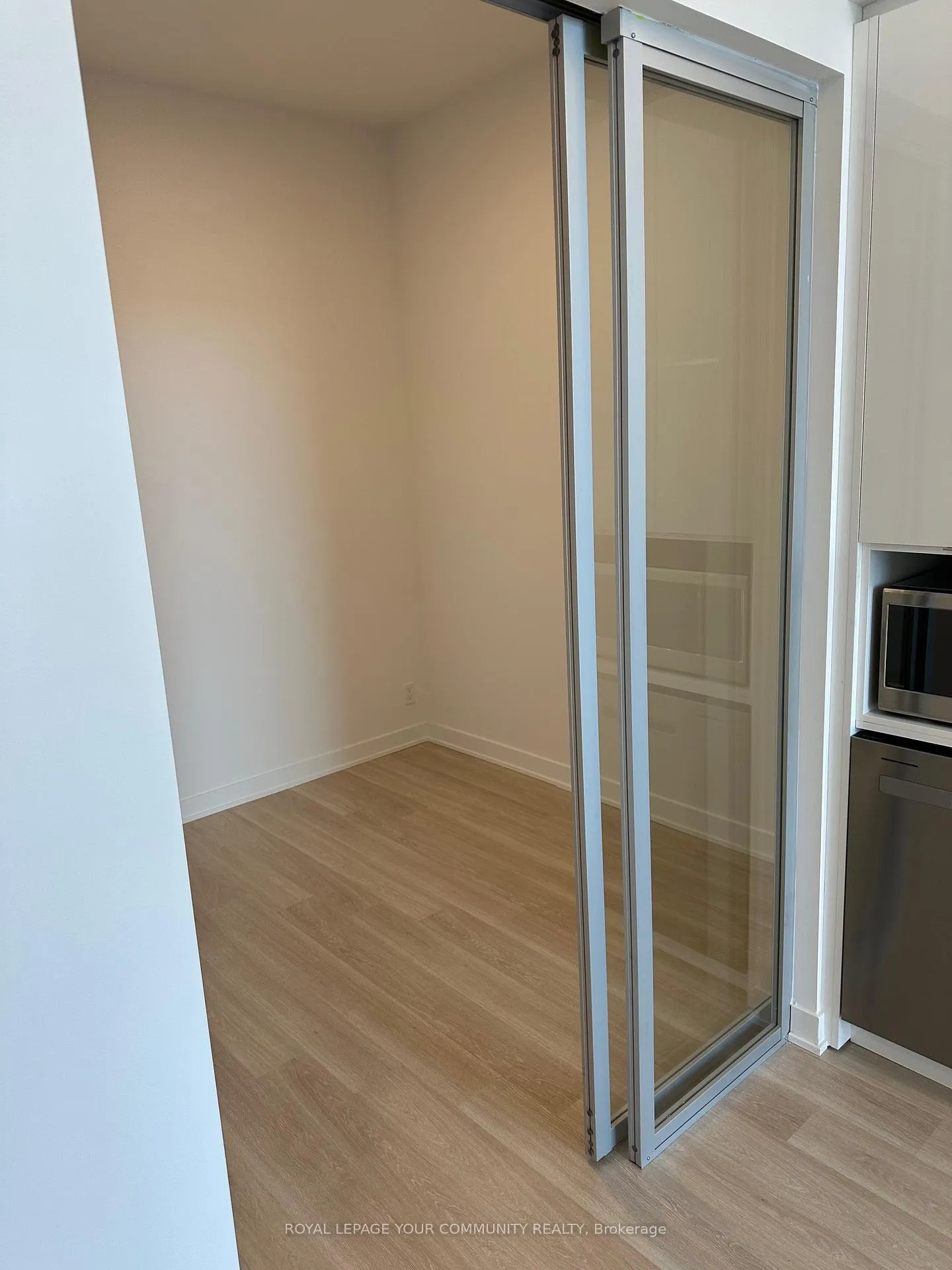 Photo 11 of Unit PH08, 50 Upper mall way, Vaughan, Beverley Glen — HOMEH