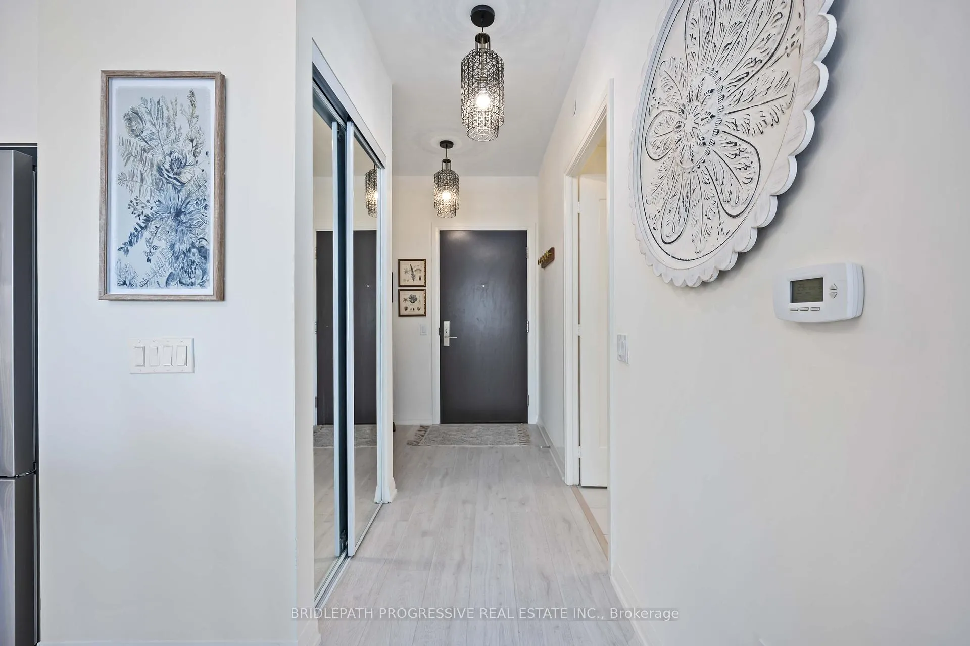 Photo 4 of Unit 1523, 9000 Jane Street, Vaughan, Concord — HOMEH
