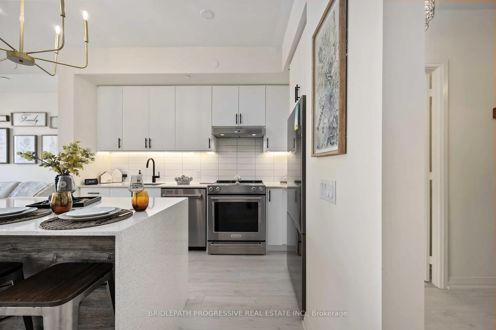 Photo 10 of Unit 1523, 9000 Jane Street, Vaughan, Concord — HOMEH