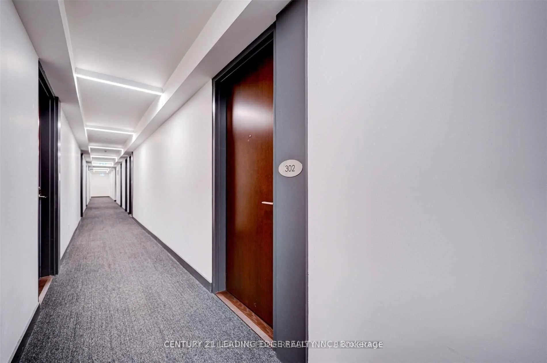 Photo 6 of Unit 302, 120 Varna Drive, Toronto, Englemount-Lawrence — HOMEH