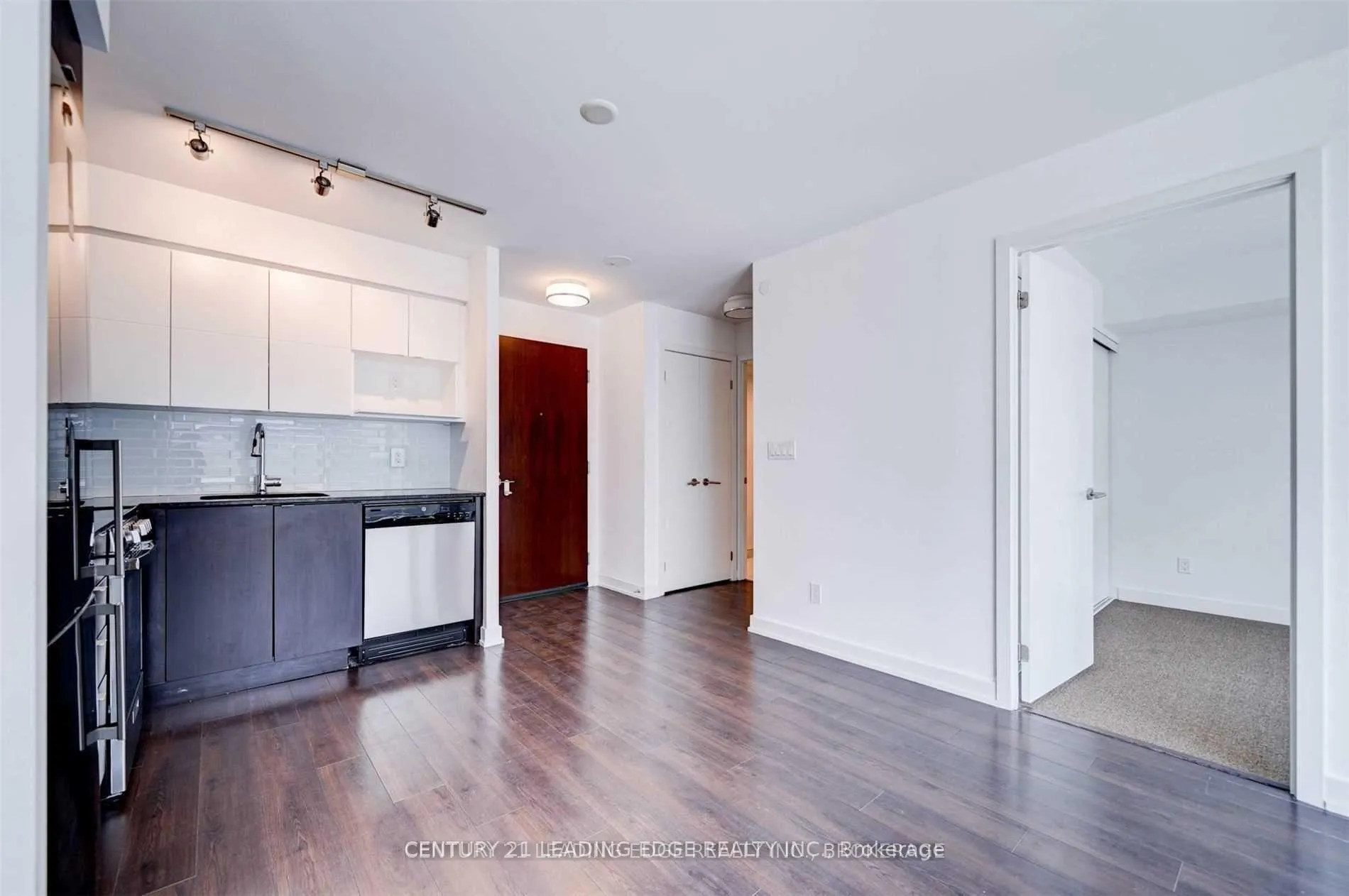 Photo 10 of Unit 302, 120 Varna Drive, Toronto, Englemount-Lawrence — HOMEH