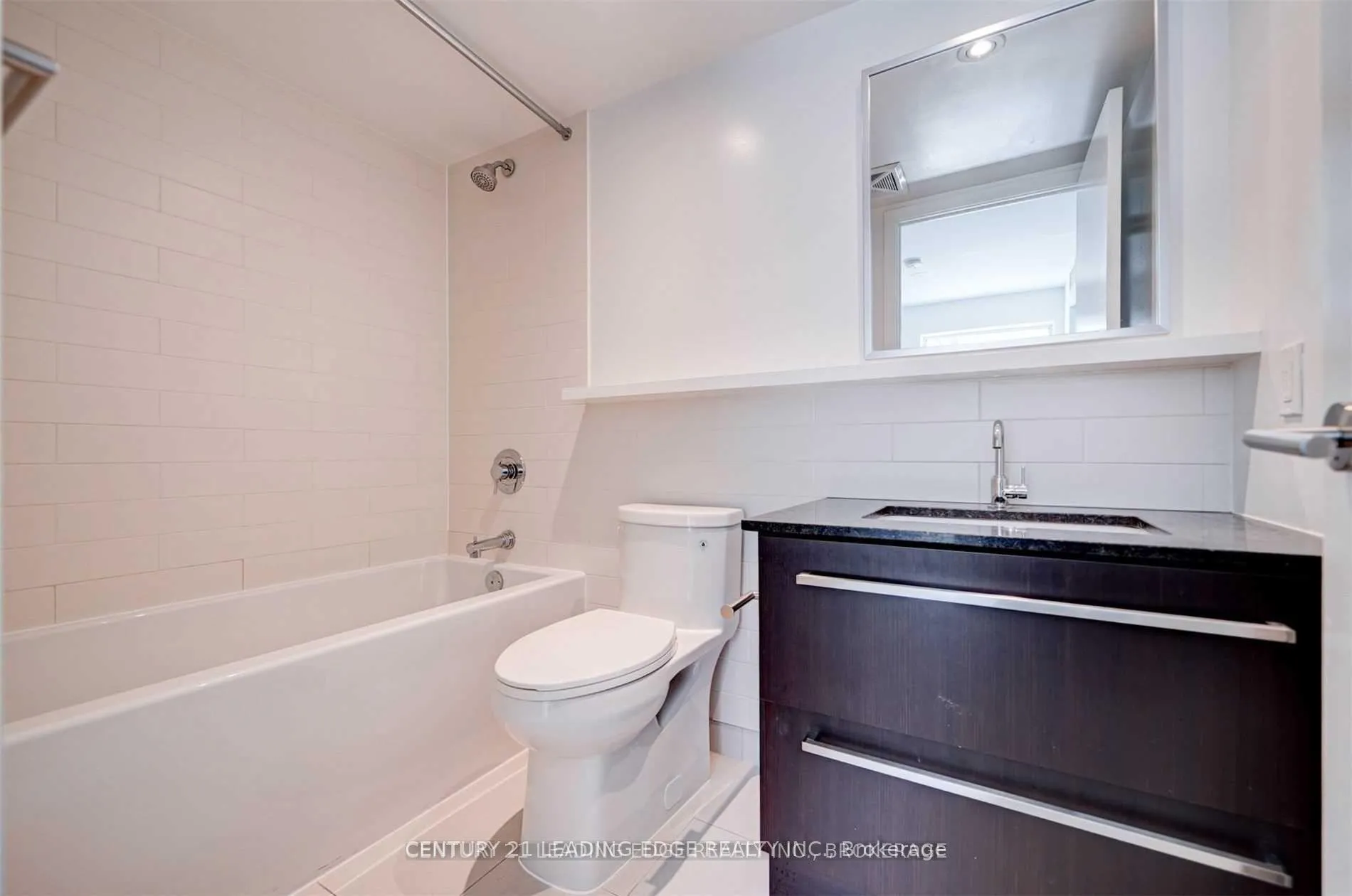 Photo 18 of Unit 302, 120 Varna Drive, Toronto, Englemount-Lawrence — HOMEH