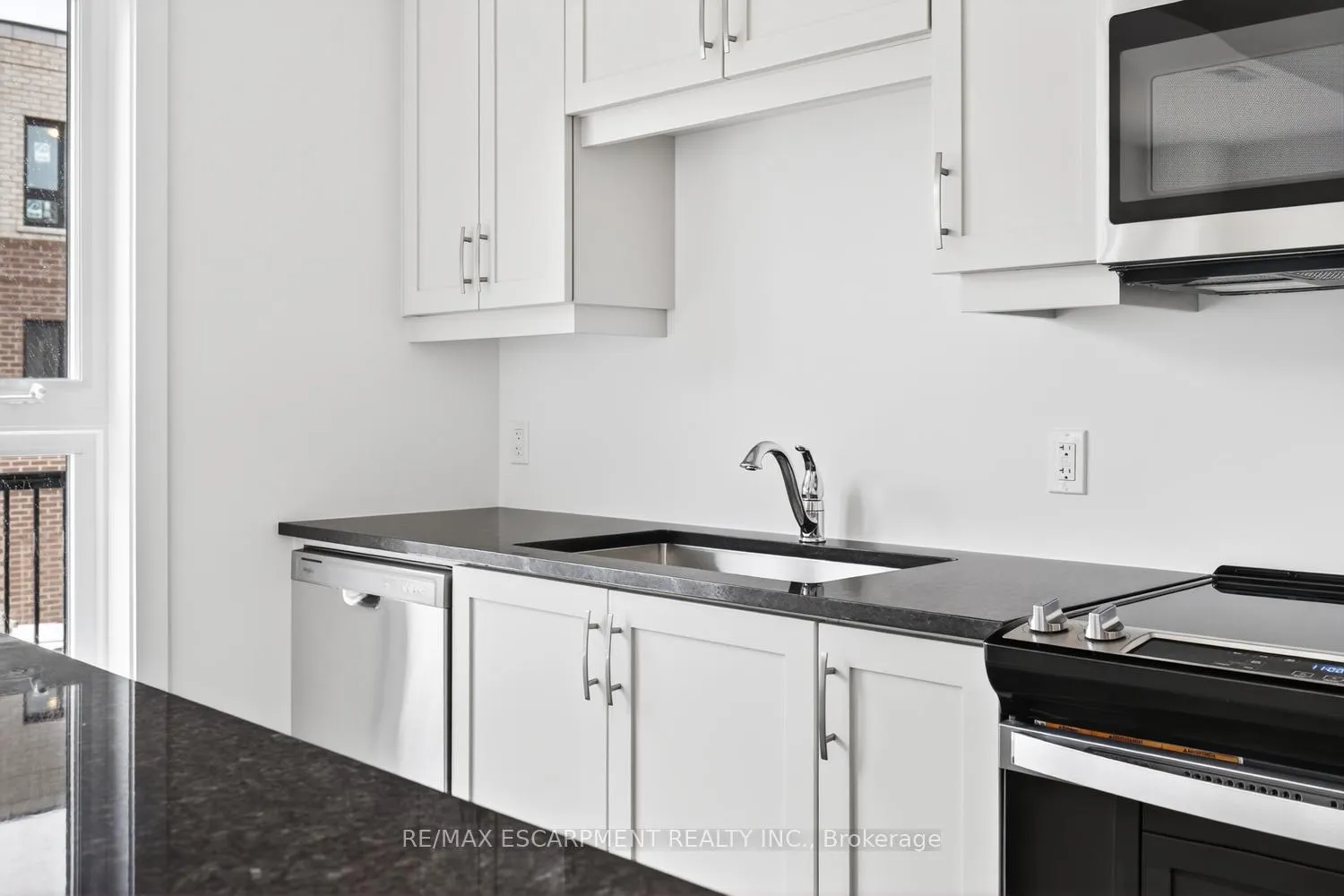 Photo 14 of Unit 22, 70 Kenesky Drive, Hamilton, Waterdown — HOMEH