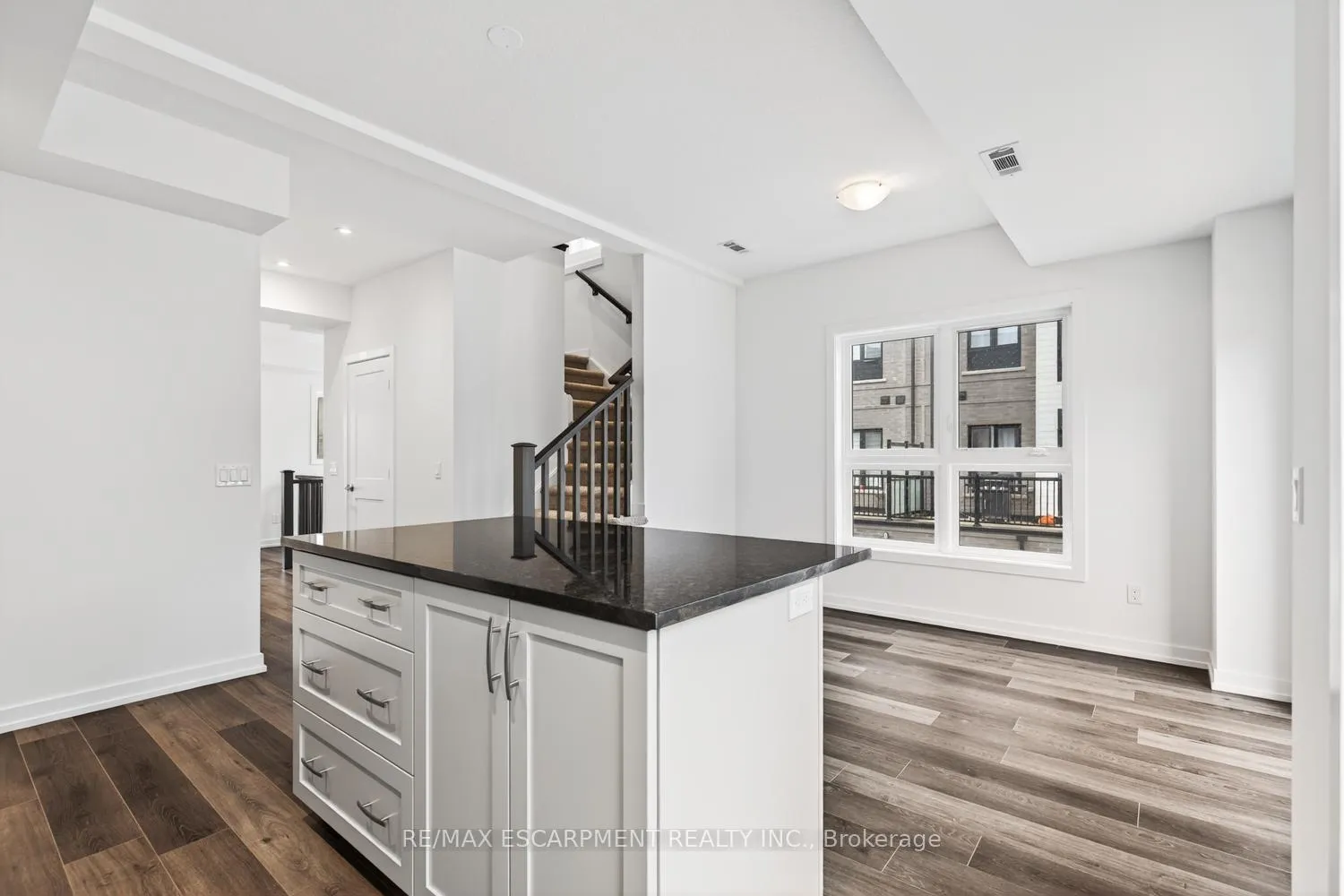 Photo 17 of Unit 22, 70 Kenesky Drive, Hamilton, Waterdown — HOMEH
