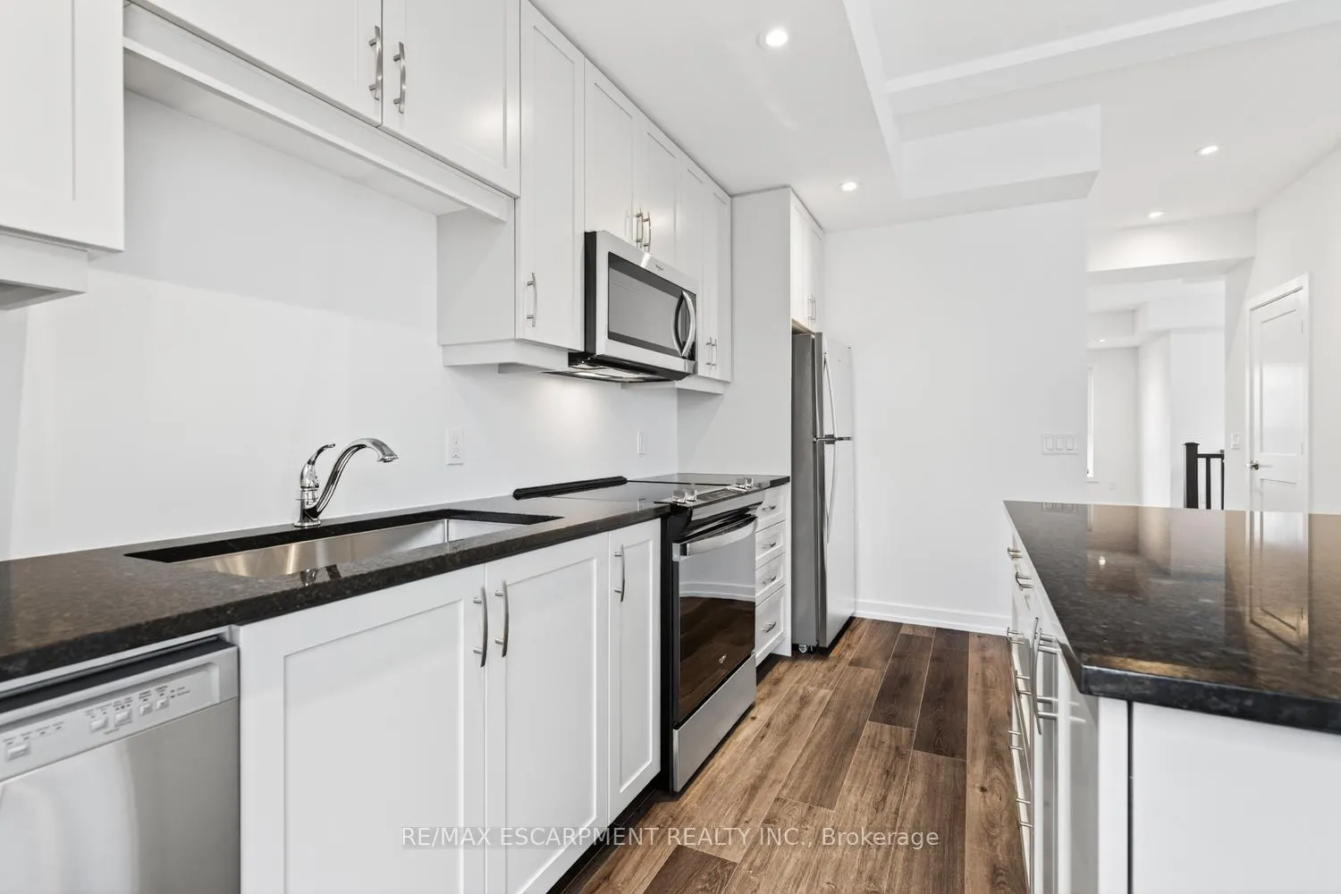 Photo 18 of Unit 22, 70 Kenesky Drive, Hamilton, Waterdown — HOMEH