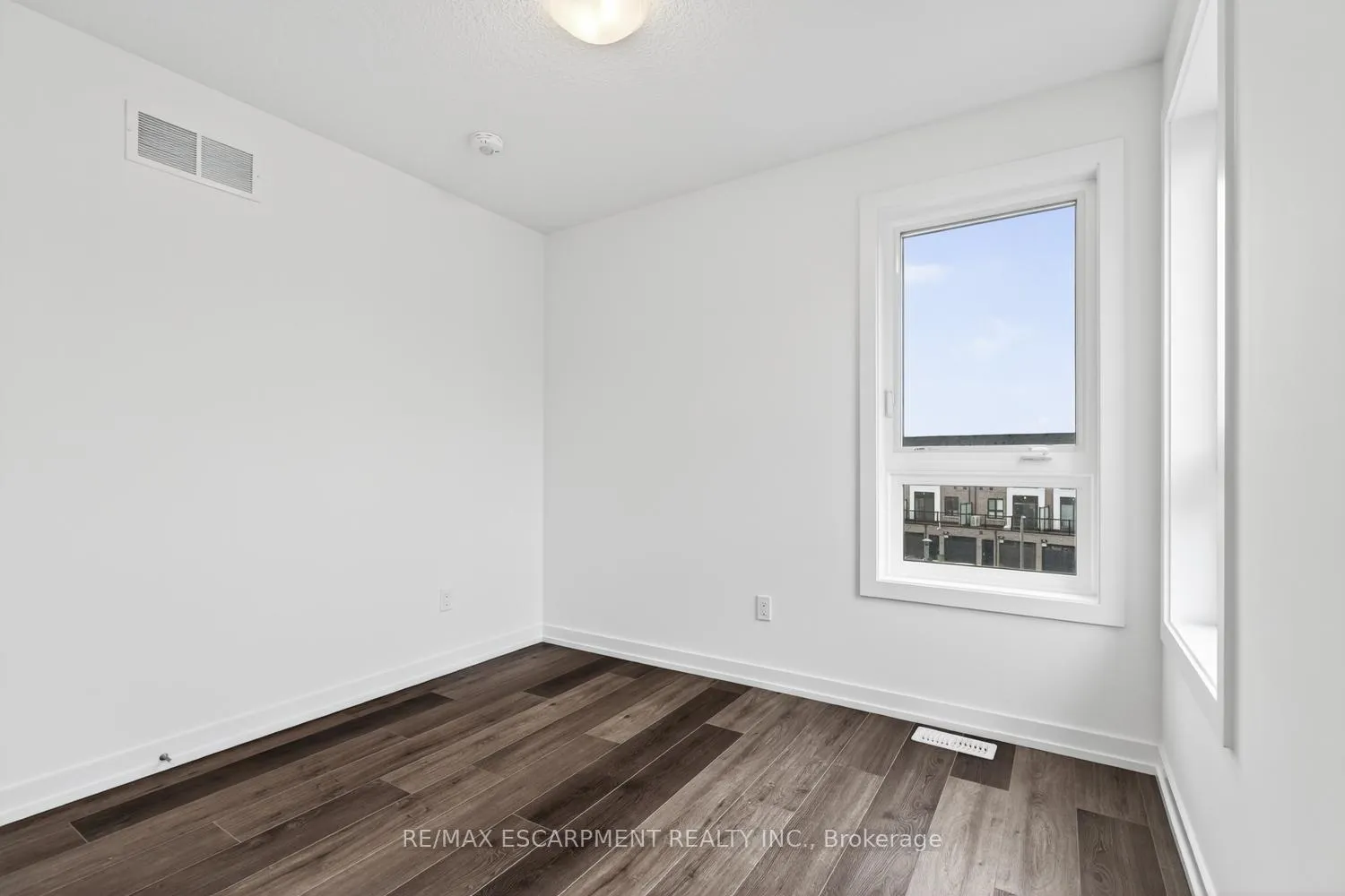 Photo 32 of Unit 22, 70 Kenesky Drive, Hamilton, Waterdown — HOMEH