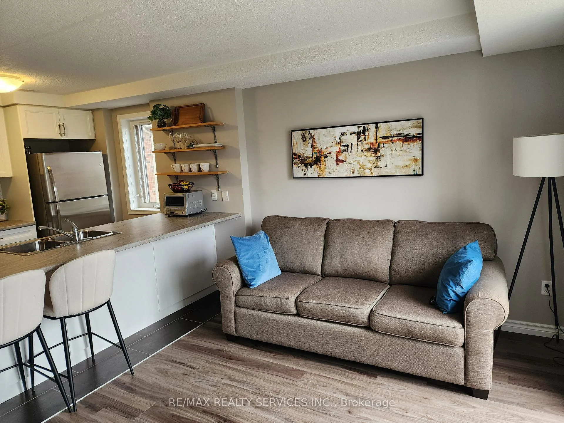 Photo 7 of Unit E, 237 Rachel Crescent E, Kitchener — HOMEH