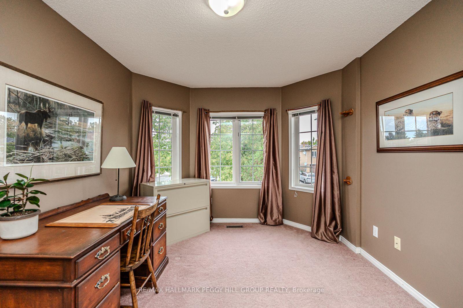 Photo 17 of 47 Finlay Road, Barrie, West Bayfield — HOMEH