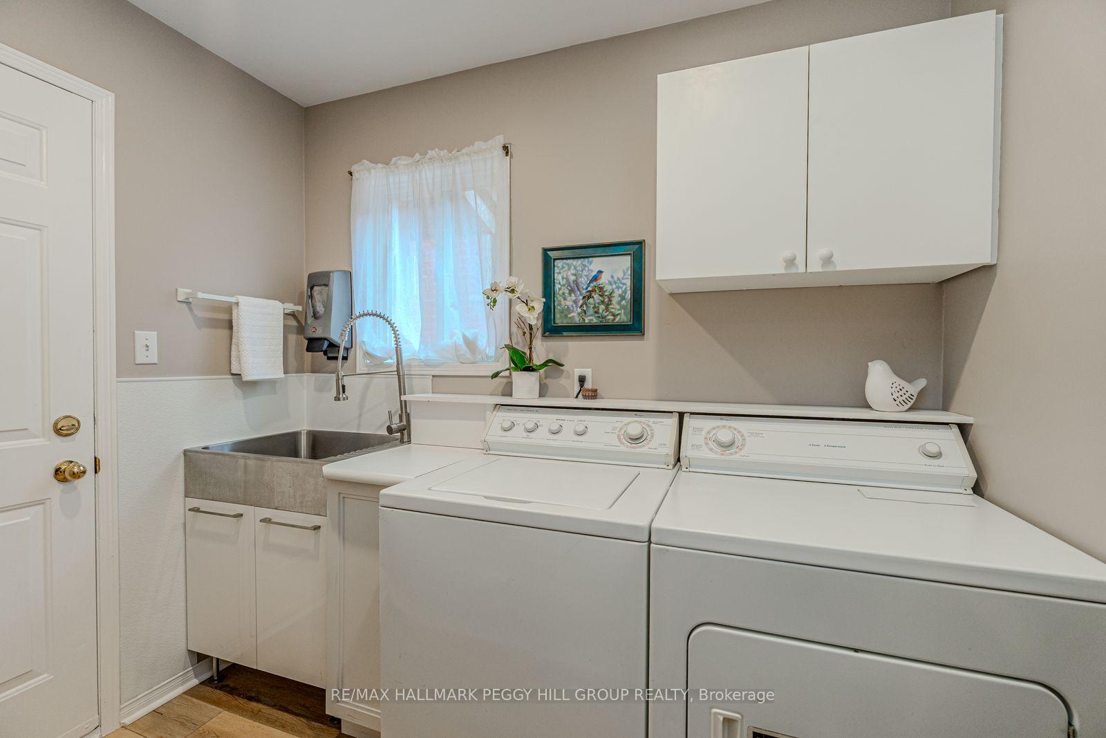 Photo 23 of 47 Finlay Road, Barrie, West Bayfield — HOMEH