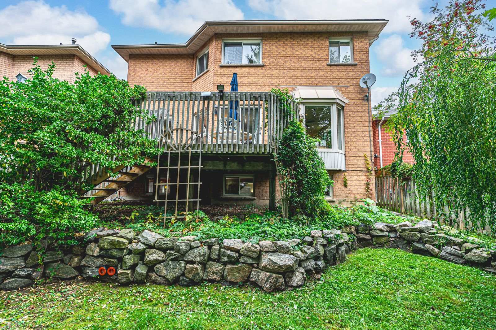 Photo 26 of 47 Finlay Road, Barrie, West Bayfield — HOMEH