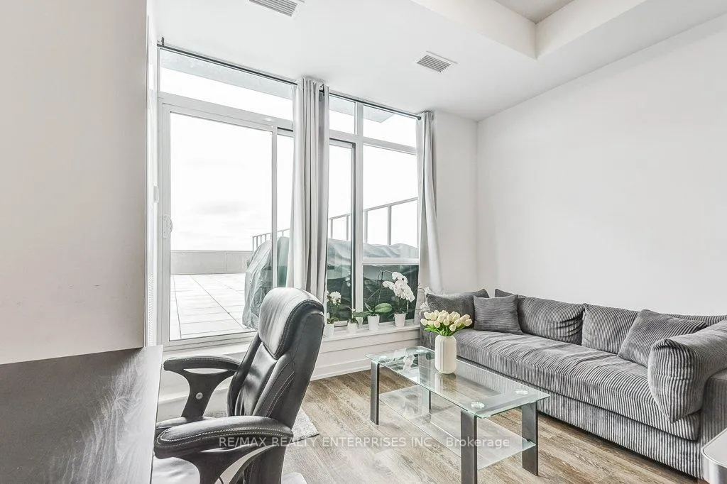 Photo 17 of Unit 520, 450 Dundas Street E, Hamilton, Waterdown — HOMEH