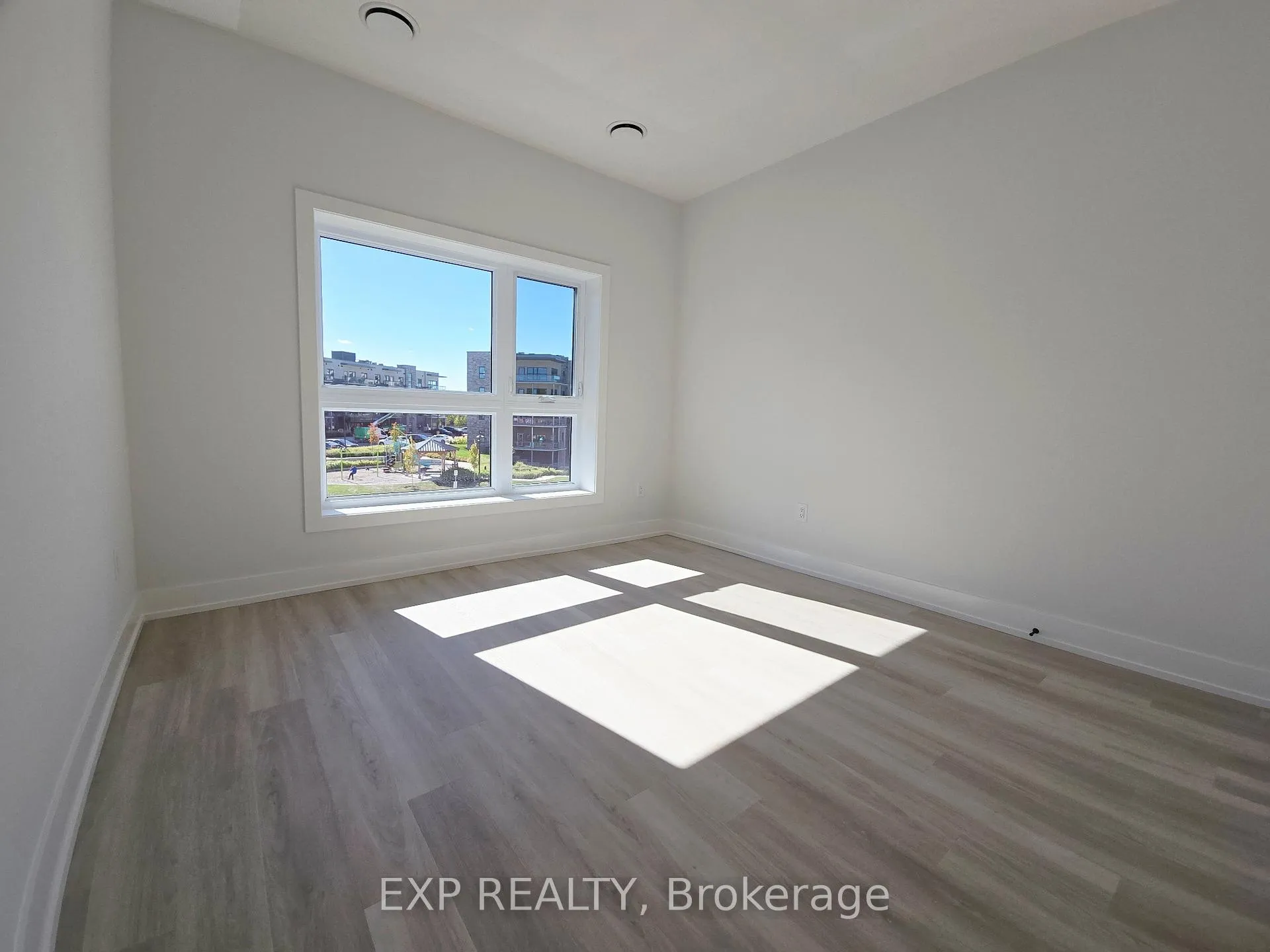 Photo 9 of Unit 314, 1100 Lackner Place, Kitchener — HOMEH
