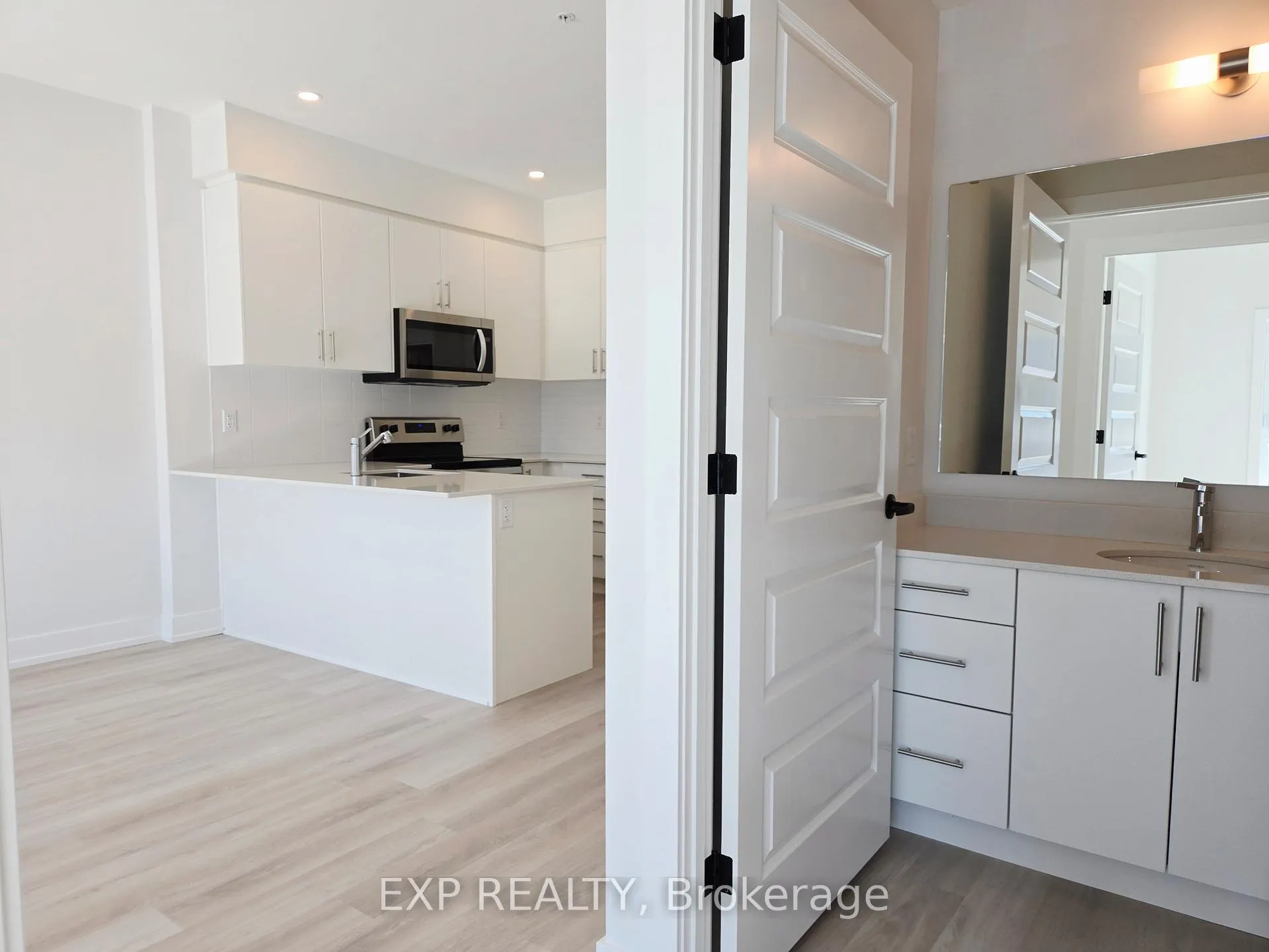 Photo 11 of Unit 314, 1100 Lackner Place, Kitchener — HOMEH