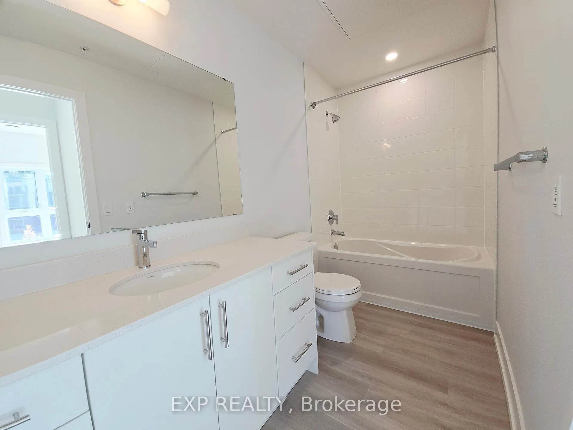 Photo 12 of Unit 314, 1100 Lackner Place, Kitchener — HOMEH