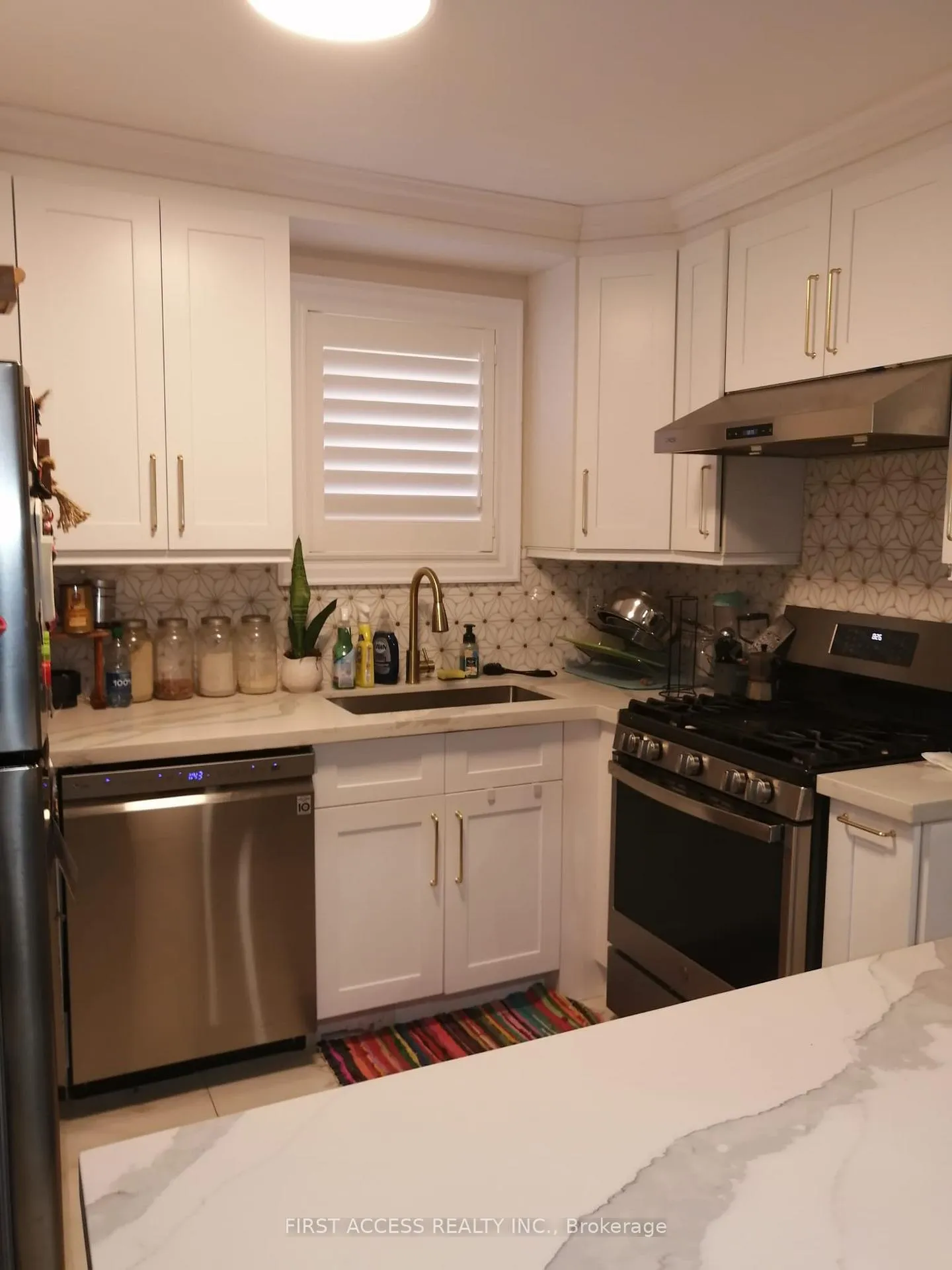 Photo 5 of Unit Main, 15 Chartwell Road, Etobicoke, Stonegate-Queensway — HOMEH
