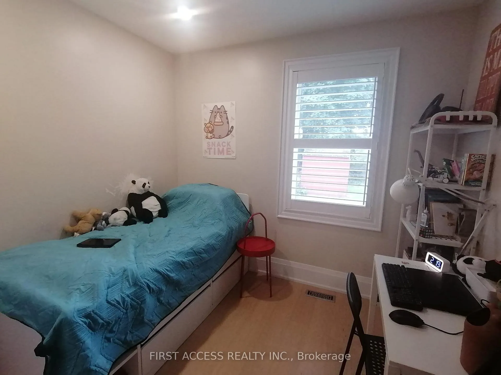 Photo 12 of Unit Main, 15 Chartwell Road, Etobicoke, Stonegate-Queensway — HOMEH