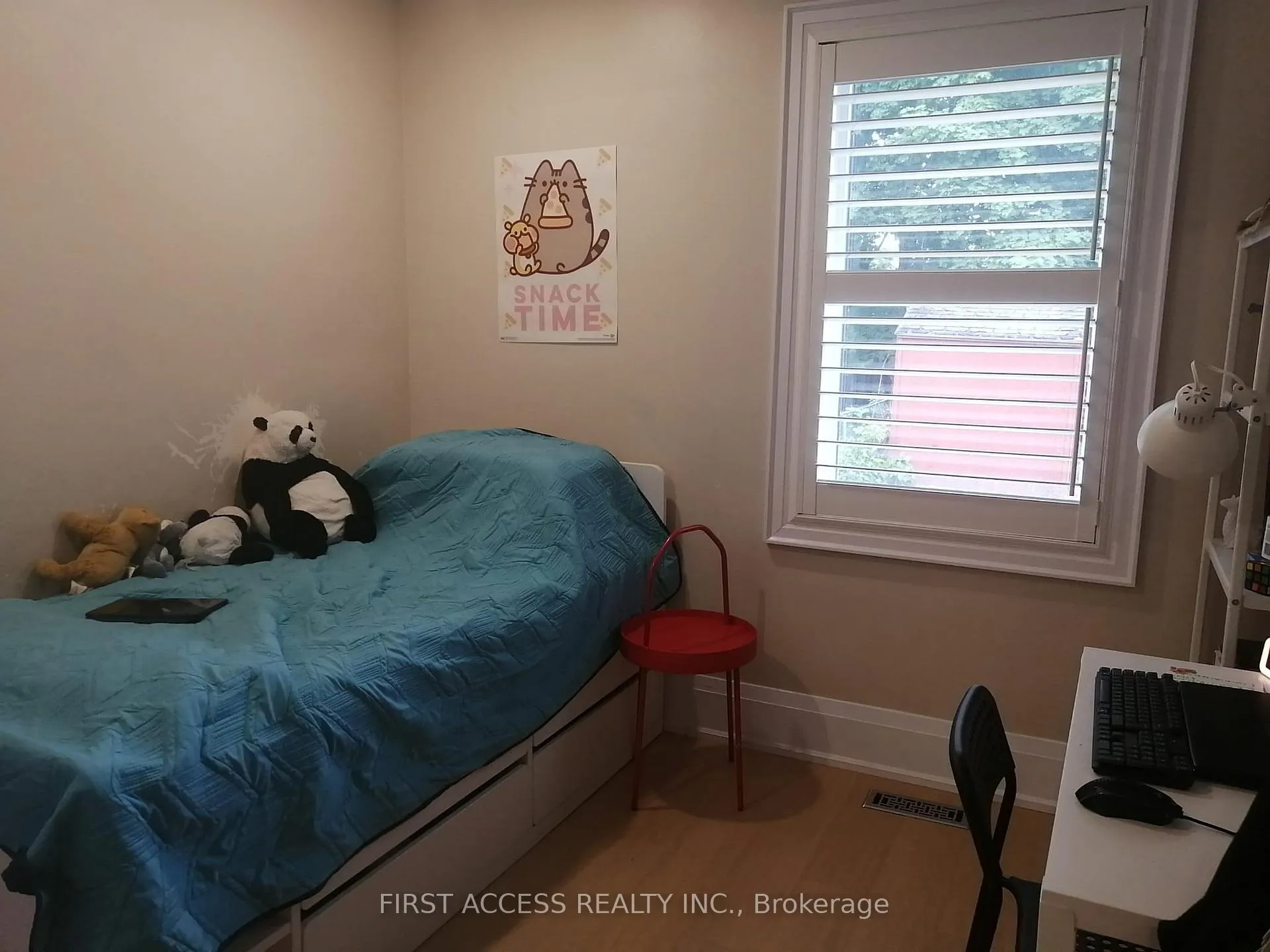 Photo 14 of Unit Main, 15 Chartwell Road, Etobicoke, Stonegate-Queensway — HOMEH