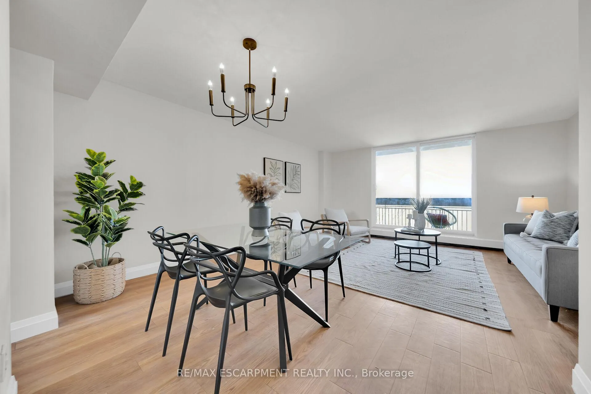Photo 11 of Unit 424, 350 Quigley Road, Hamilton, Vincent — HOMEH