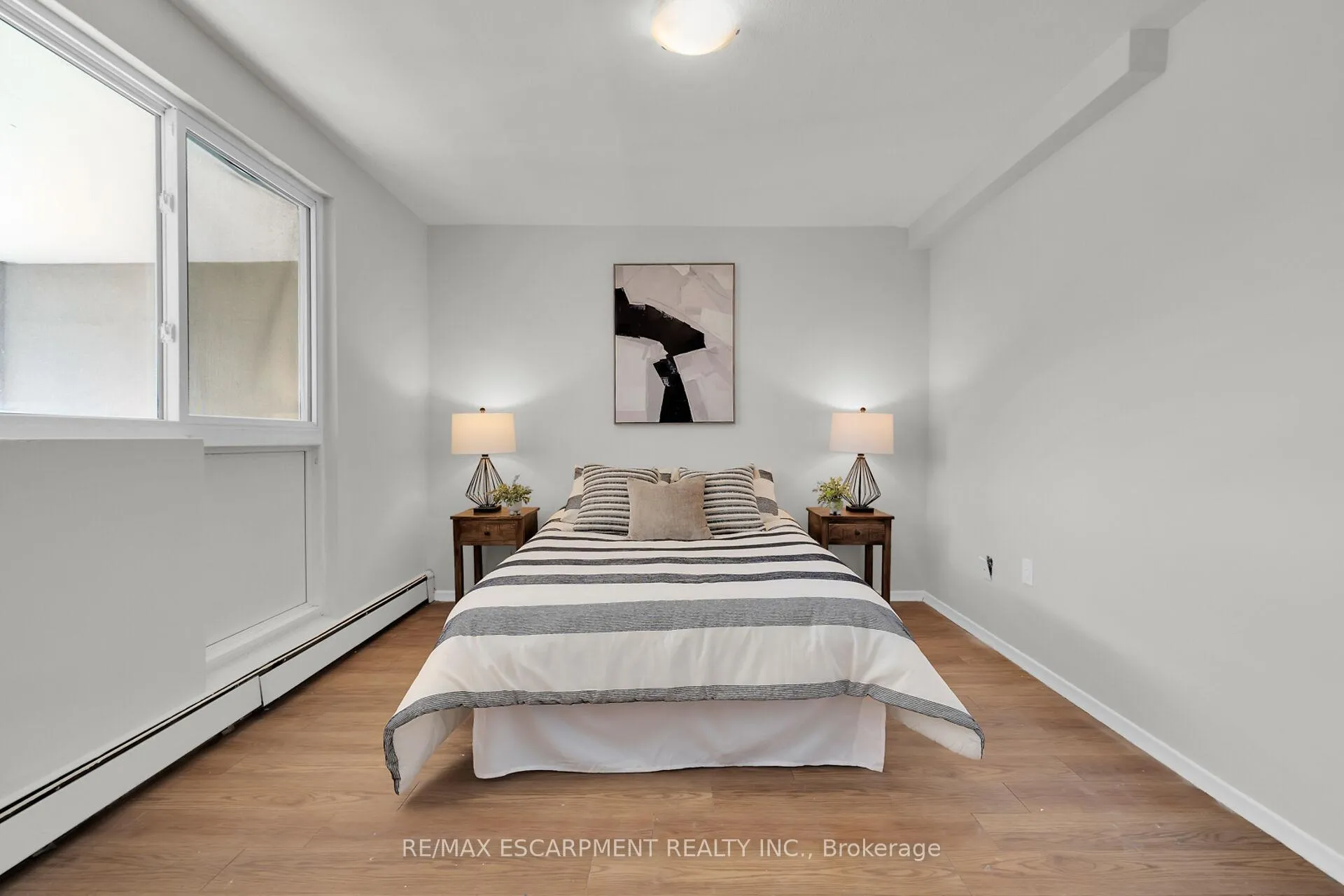 Photo 22 of Unit 424, 350 Quigley Road, Hamilton, Vincent — HOMEH