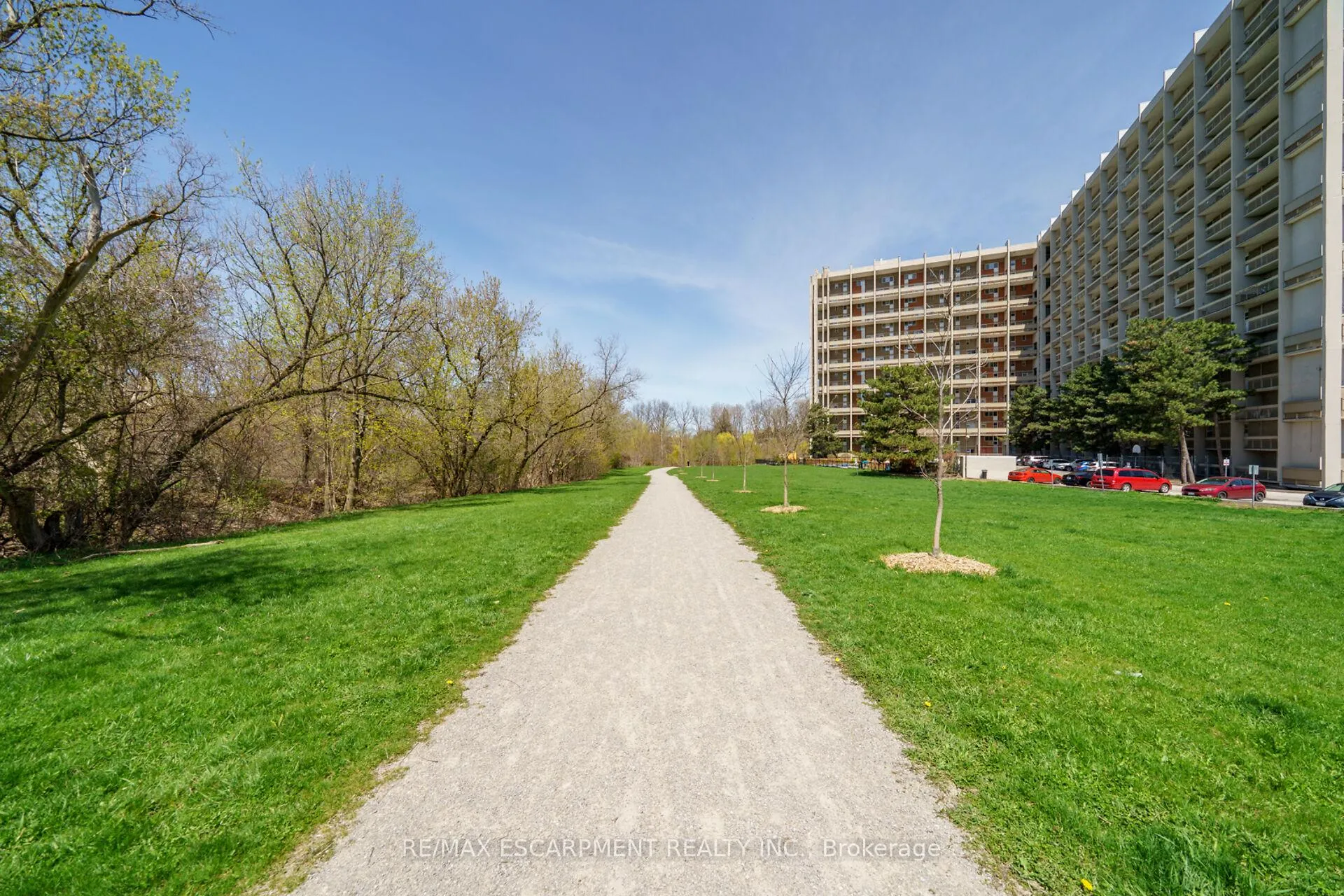Photo 27 of Unit 424, 350 Quigley Road, Hamilton, Vincent — HOMEH
