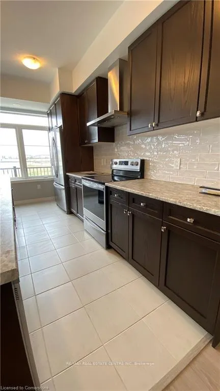 Photo 6 of 128 Wheat Lane, Kitchener — HOMEH