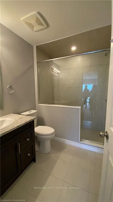 Photo 16 of 128 Wheat Lane, Kitchener — HOMEH