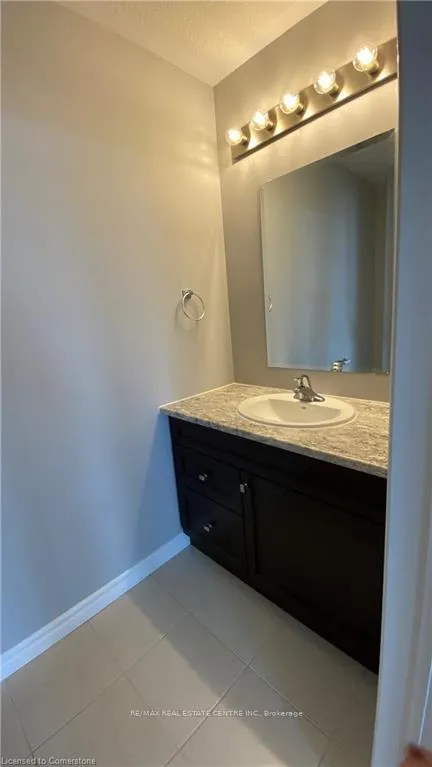 Photo 22 of 128 Wheat Lane, Kitchener — HOMEH
