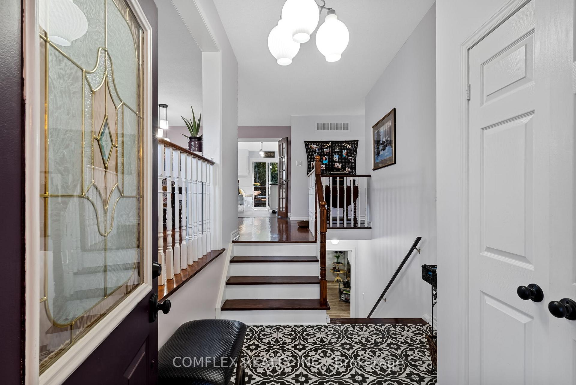 Photo 3 of 676 Ewing Street, Cobourg — HOMEH