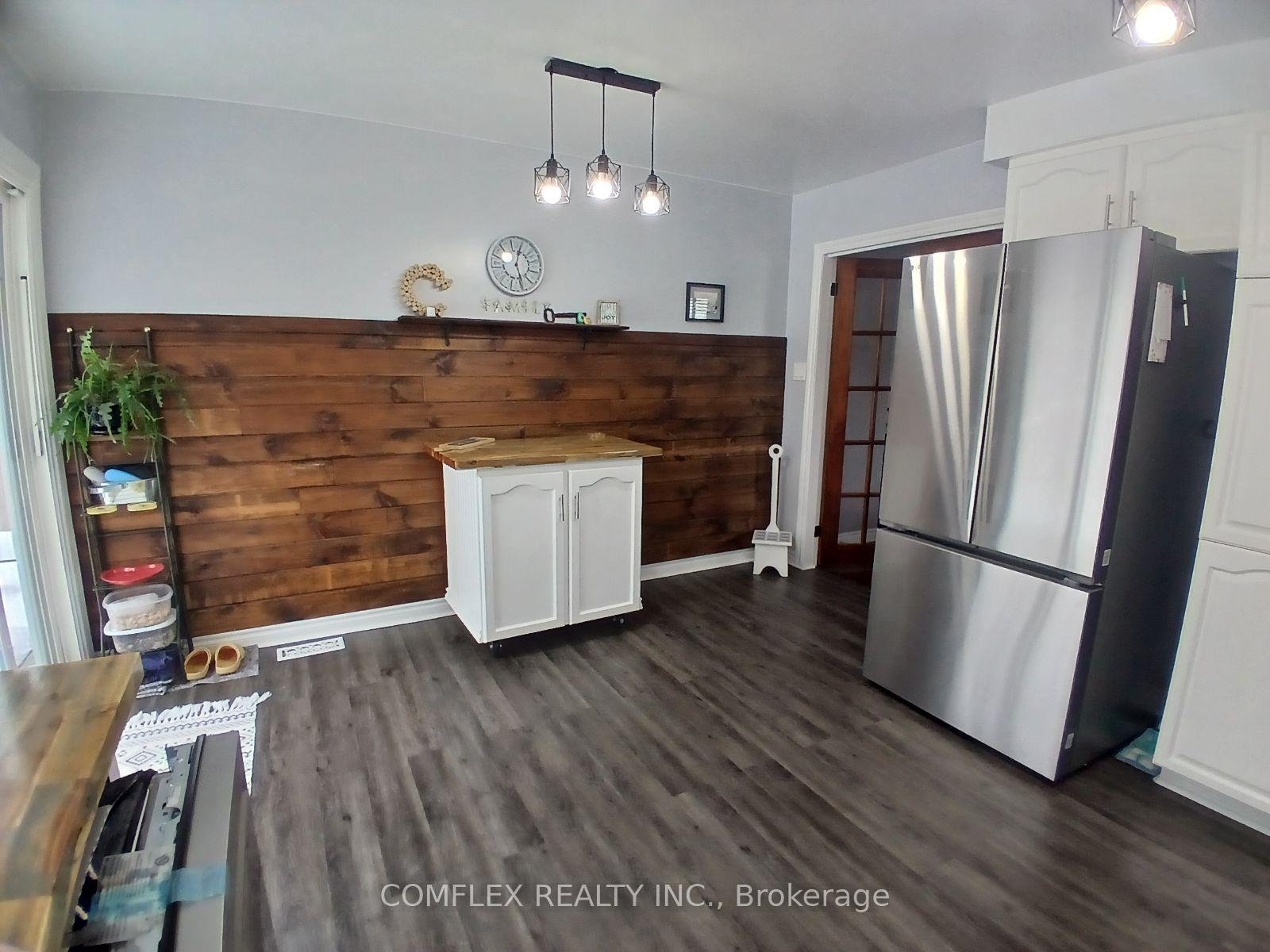 Photo 6 of 676 Ewing Street, Cobourg — HOMEH