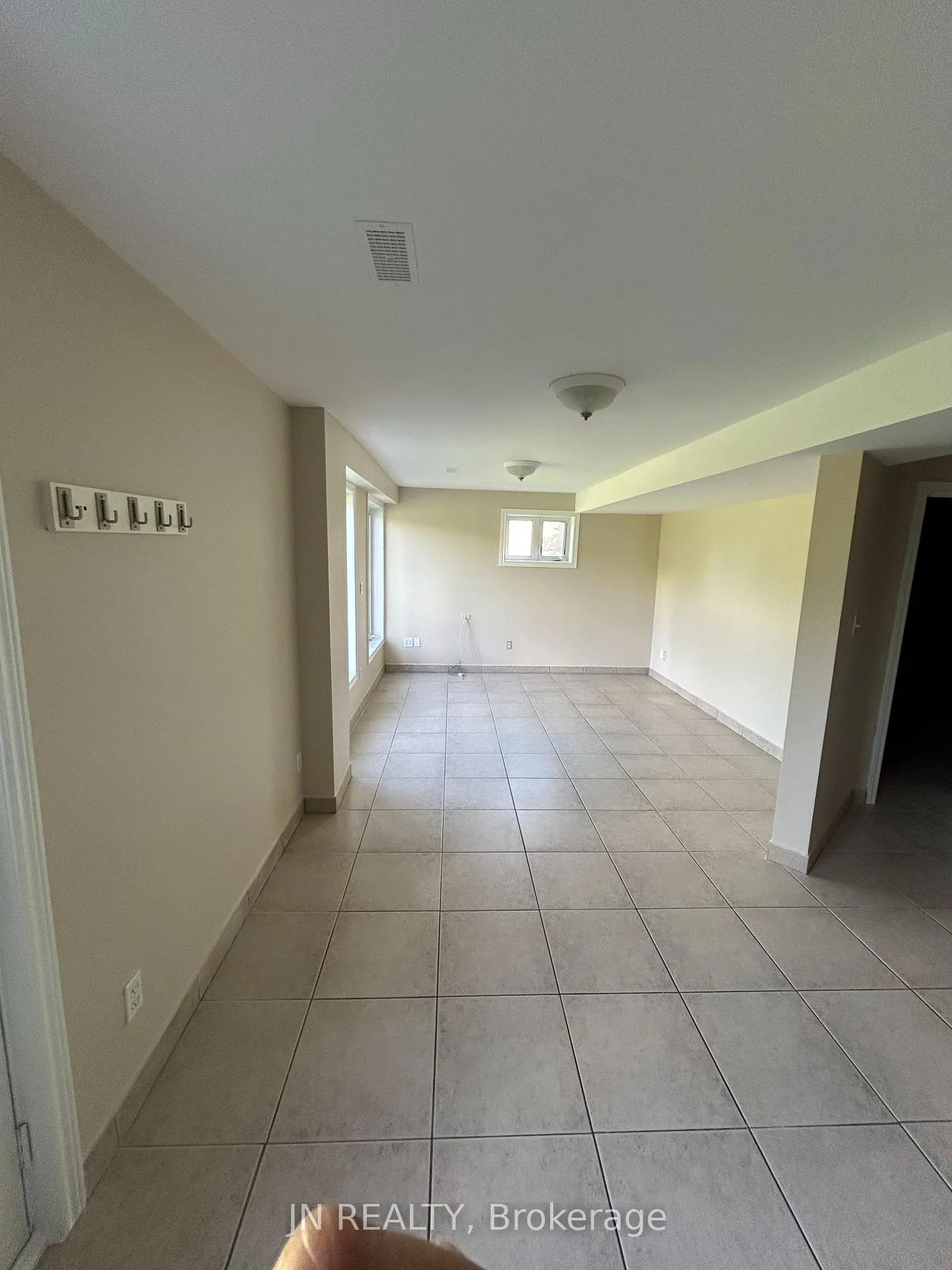 Photo 2 of Unit B, 12389 Old Kennedy Road, Caledon, Rural Caledon — HOMEH
