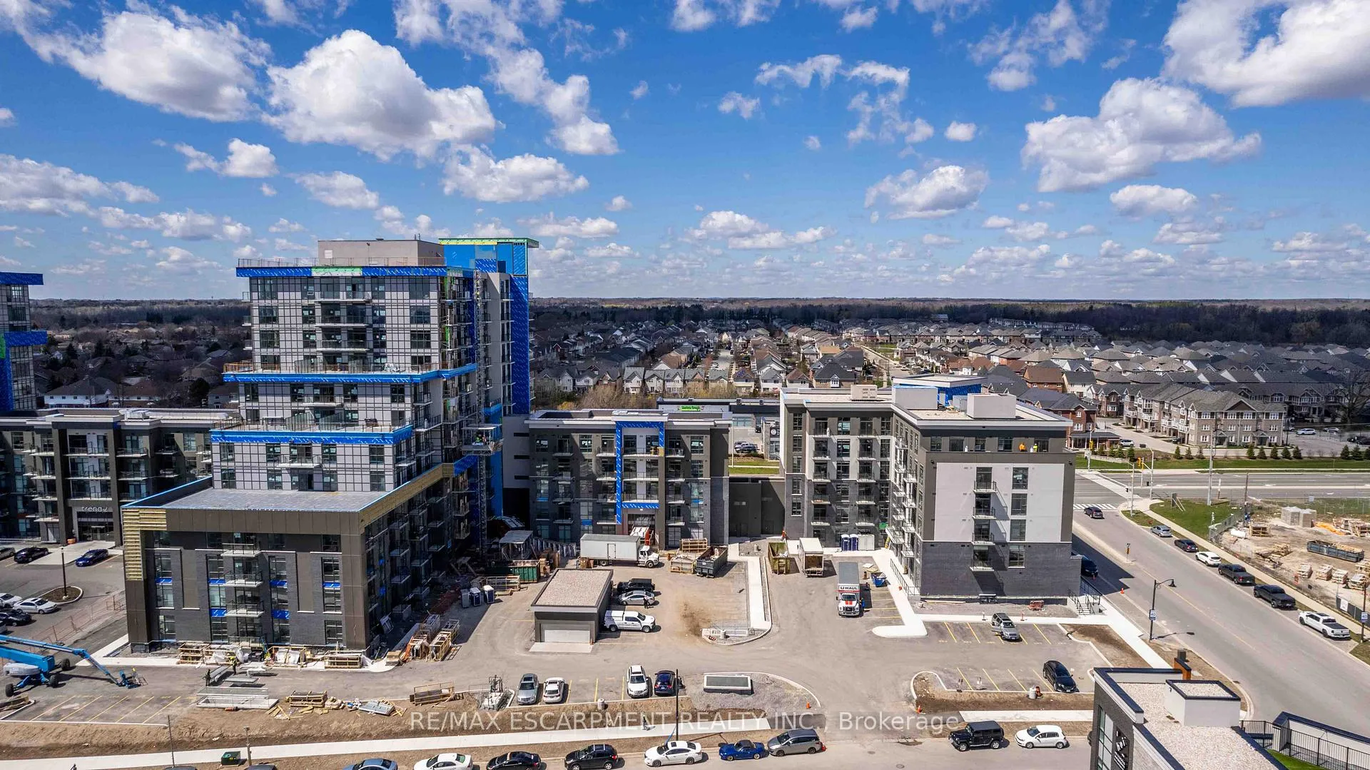 Photo 32 of Unit 405, 470 Dundas Street E, Hamilton, Waterdown — HOMEH