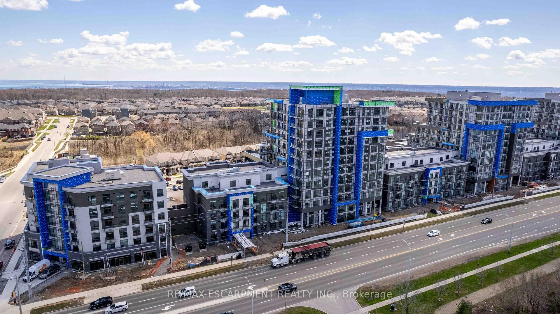 Photo 35 of Unit 405, 470 Dundas Street E, Hamilton, Waterdown — HOMEH