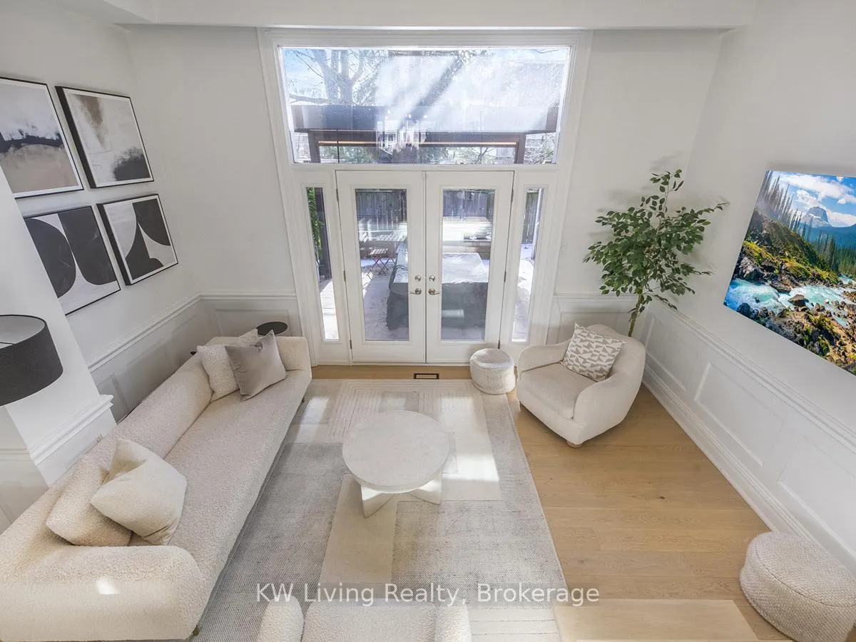 Photo 4 of Unit 7, 155 Woodbine Avenue, Toronto, The Beaches — HOMEH