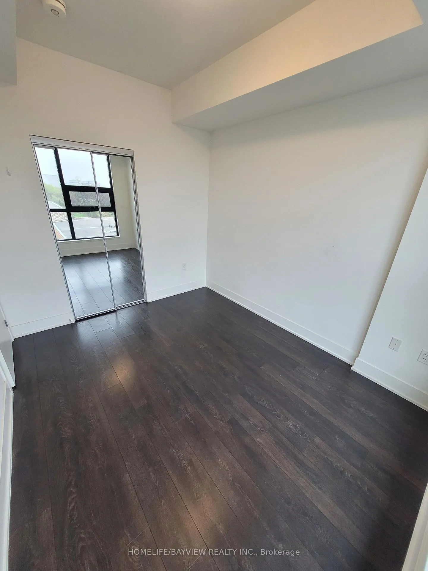 Photo 6 of Unit 412, 2916 Highway 7 Road, Vaughan, Vaughan Corporate Centre — HOMEH