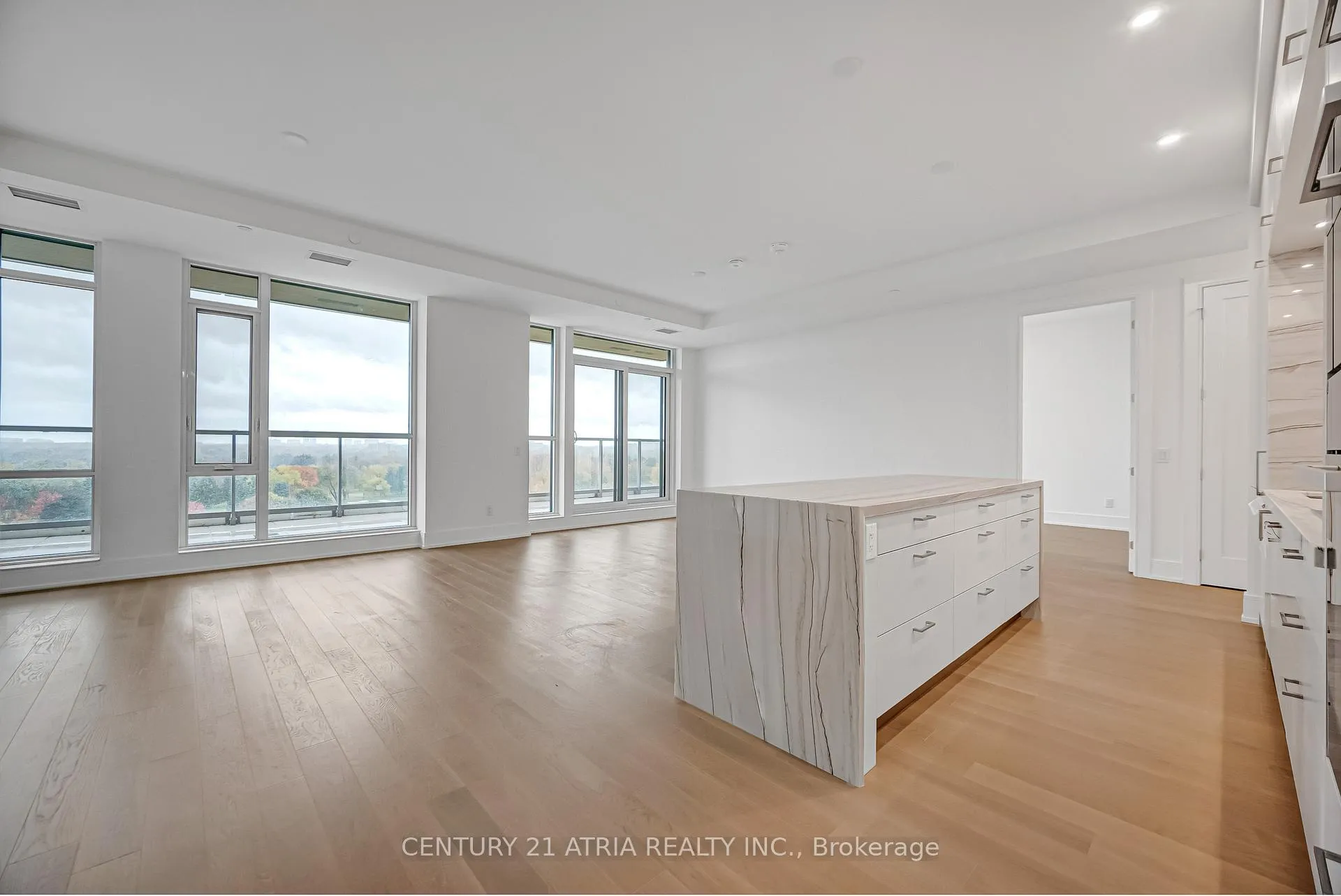Photo 7 of Unit 806, 397 Royal Orchard Boulevard, Markham, Royal Orchard — HOMEH