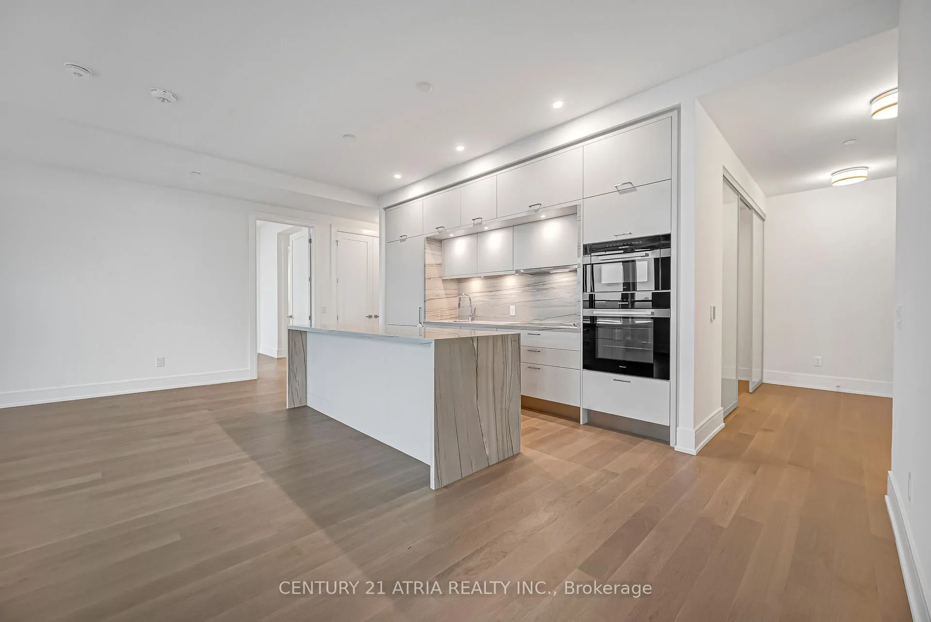 Photo 9 of Unit 806, 397 Royal Orchard Boulevard, Markham, Royal Orchard — HOMEH
