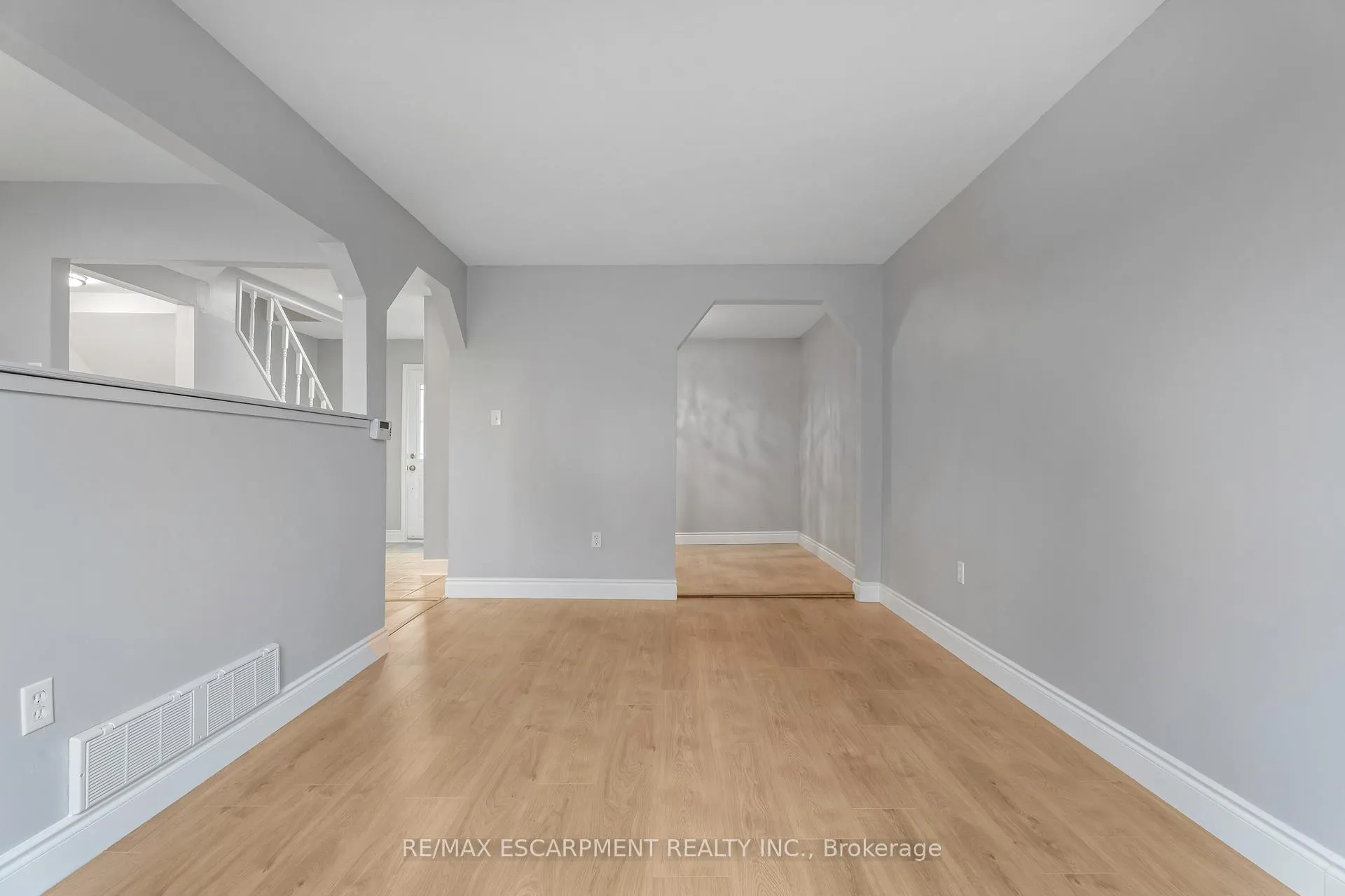 Photo 10 of Unit 33, 1350 Limeridge Road E, Hamilton, Trenholme — HOMEH