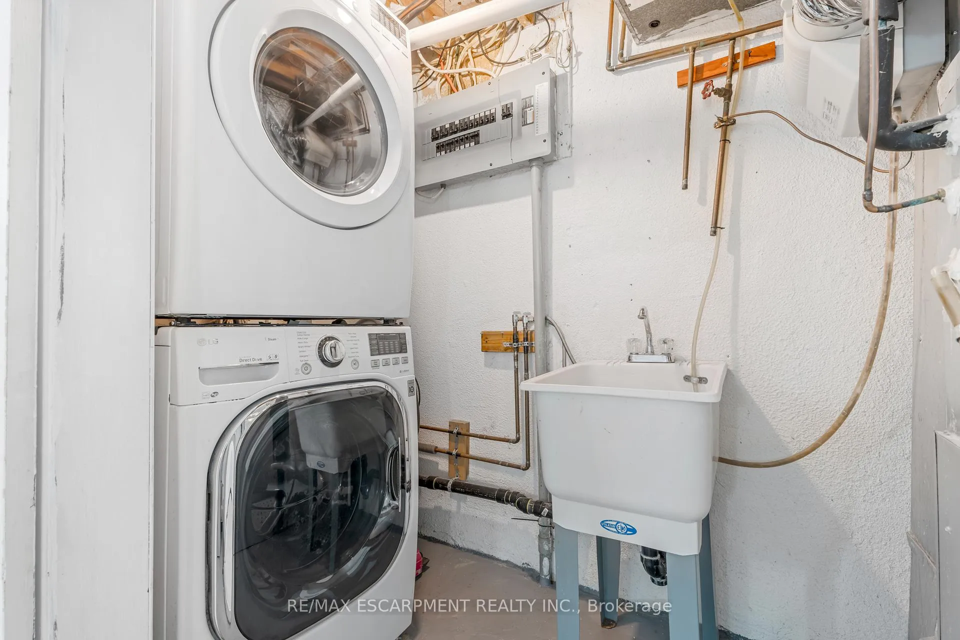 Photo 26 of Unit 33, 1350 Limeridge Road E, Hamilton, Trenholme — HOMEH