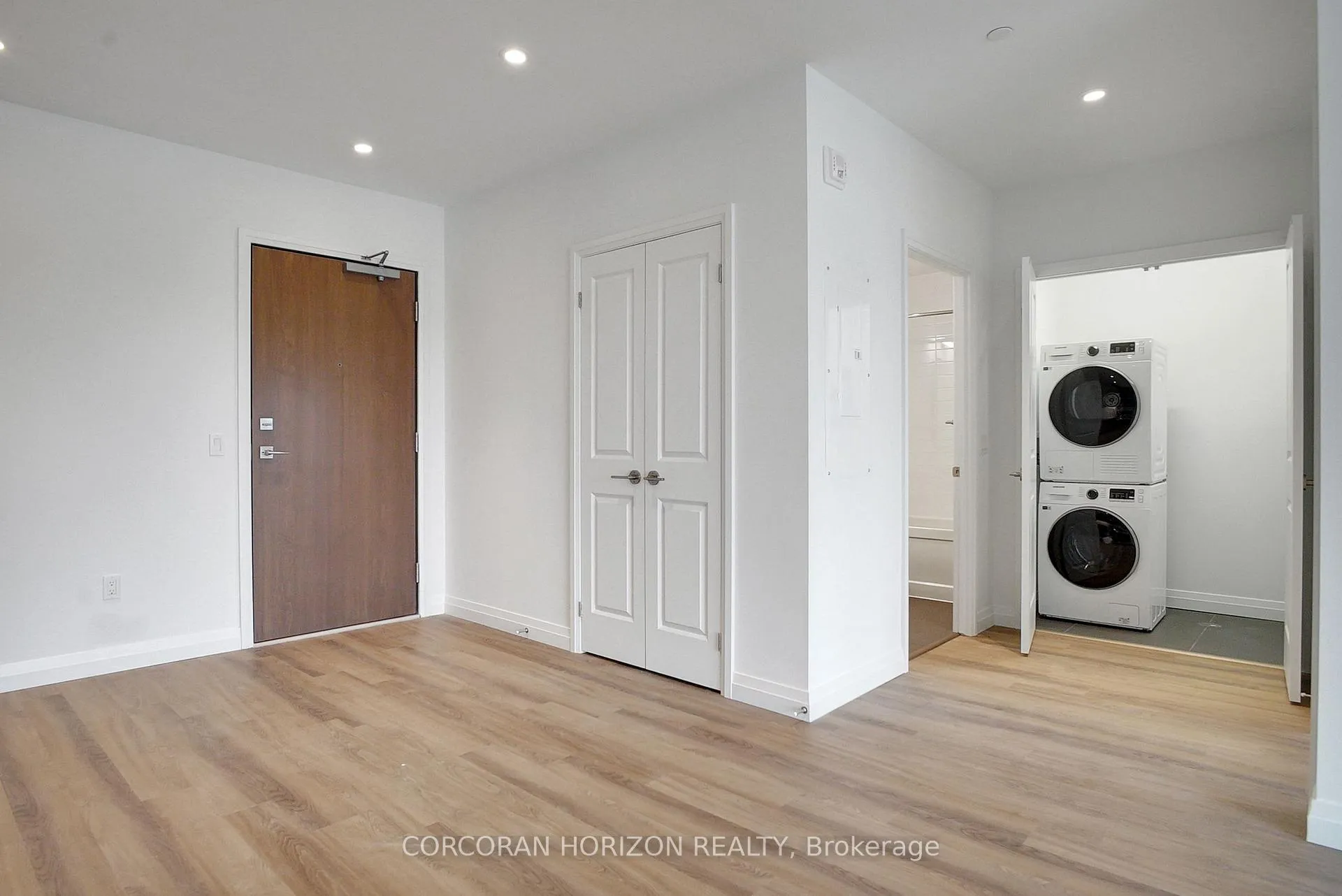 Photo 8 of Unit 814, 525 New Dundee Road, Kitchener — HOMEH