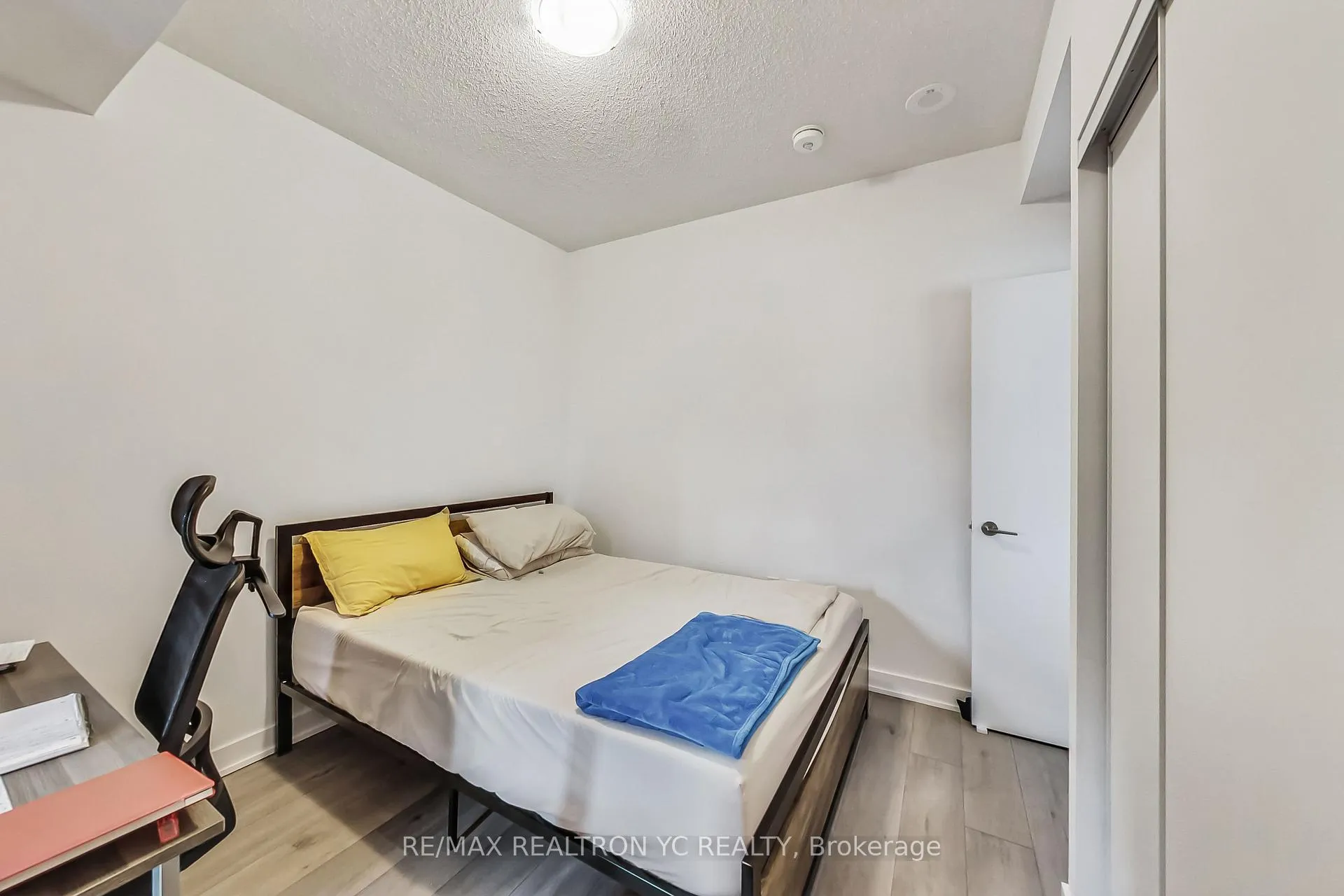 Photo 8 of Unit 711, 38 Honeycrisp Crescent, Vaughan, Vaughan Corporate Centre — HOMEH