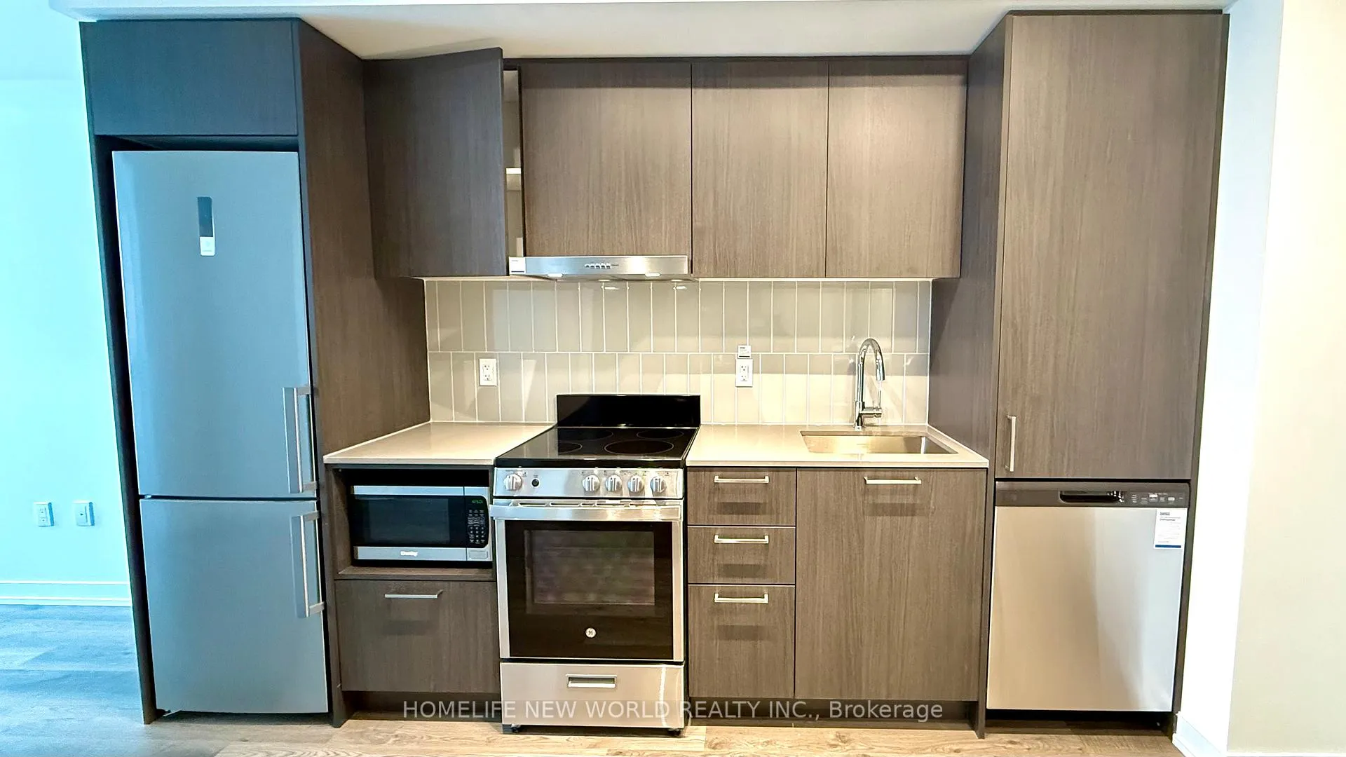 Photo 4 of Unit 1205, 195 Commerce Street, Vaughan, Vaughan Corporate Centre — HOMEH