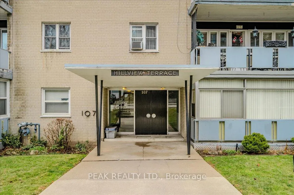 Photo 3 of Unit 108, 107 St. Joseph's Drive, Hamilton, Corktown — HOMEH