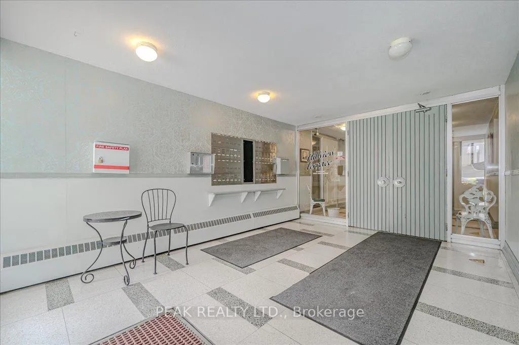 Photo 4 of Unit 108, 107 St. Joseph's Drive, Hamilton, Corktown — HOMEH