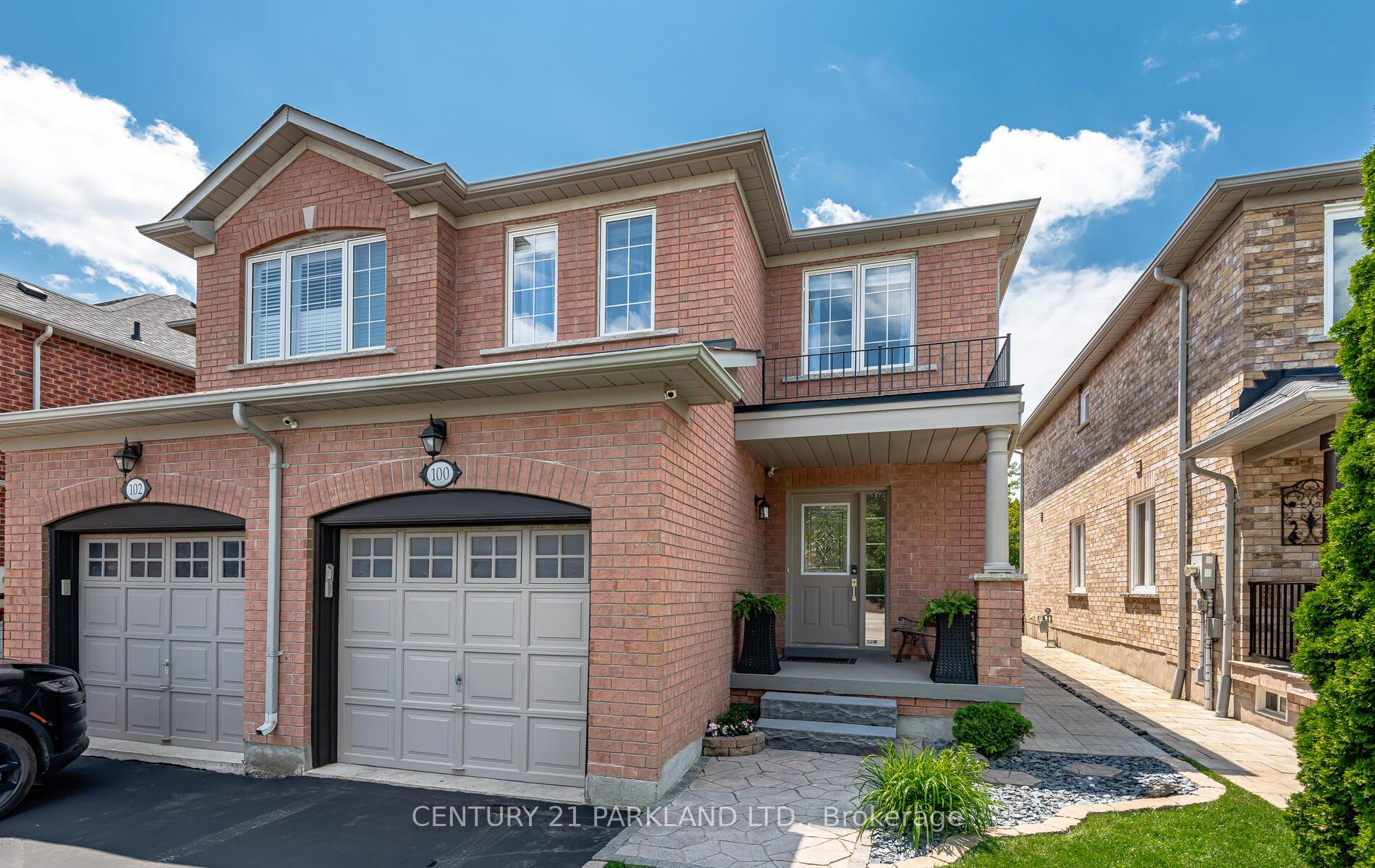 Photo 2 of 100 Humbershed Crescent, Caledon, Bolton West — HOMEH
