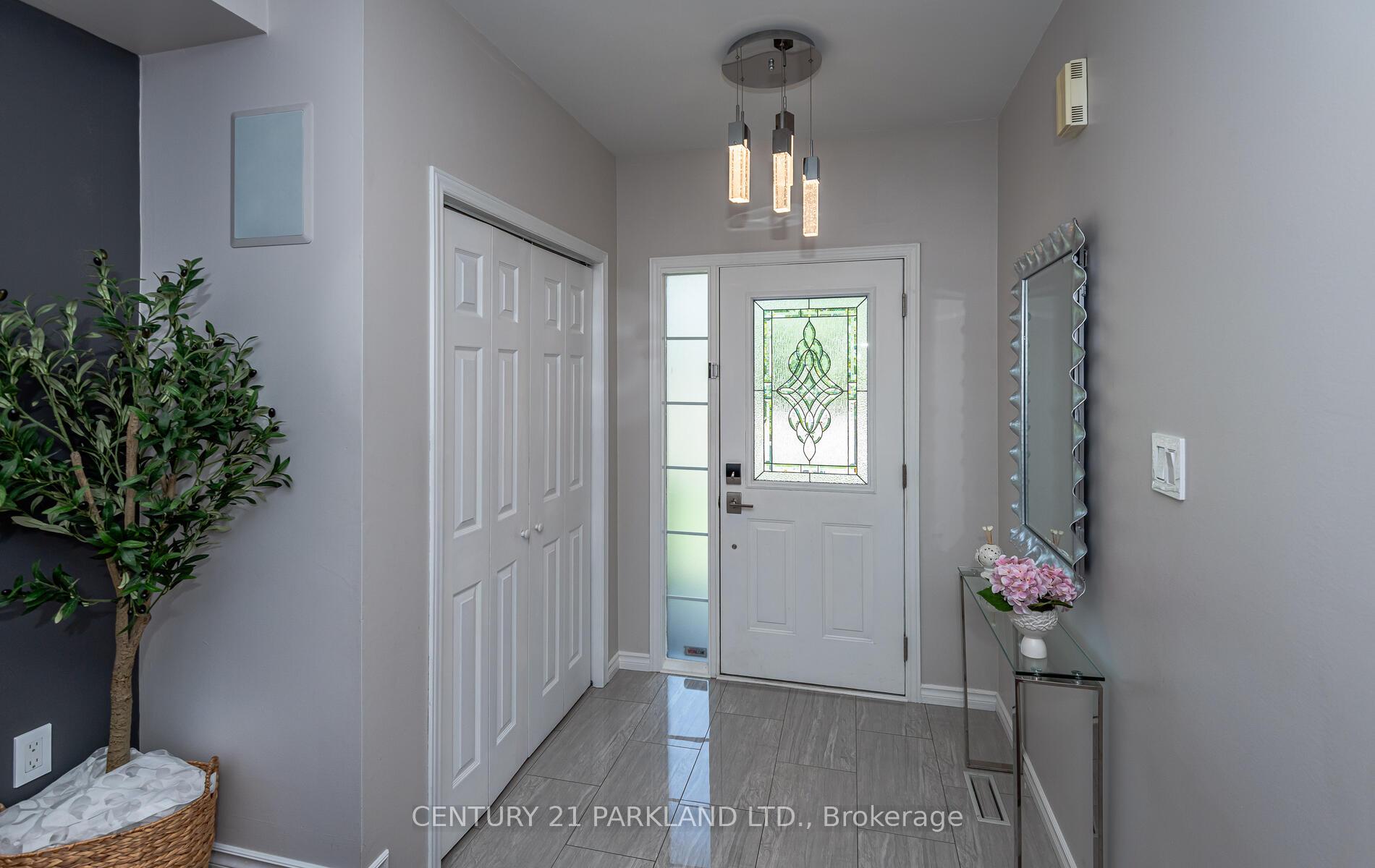 Photo 28 of 100 Humbershed Crescent, Caledon, Bolton West — HOMEH