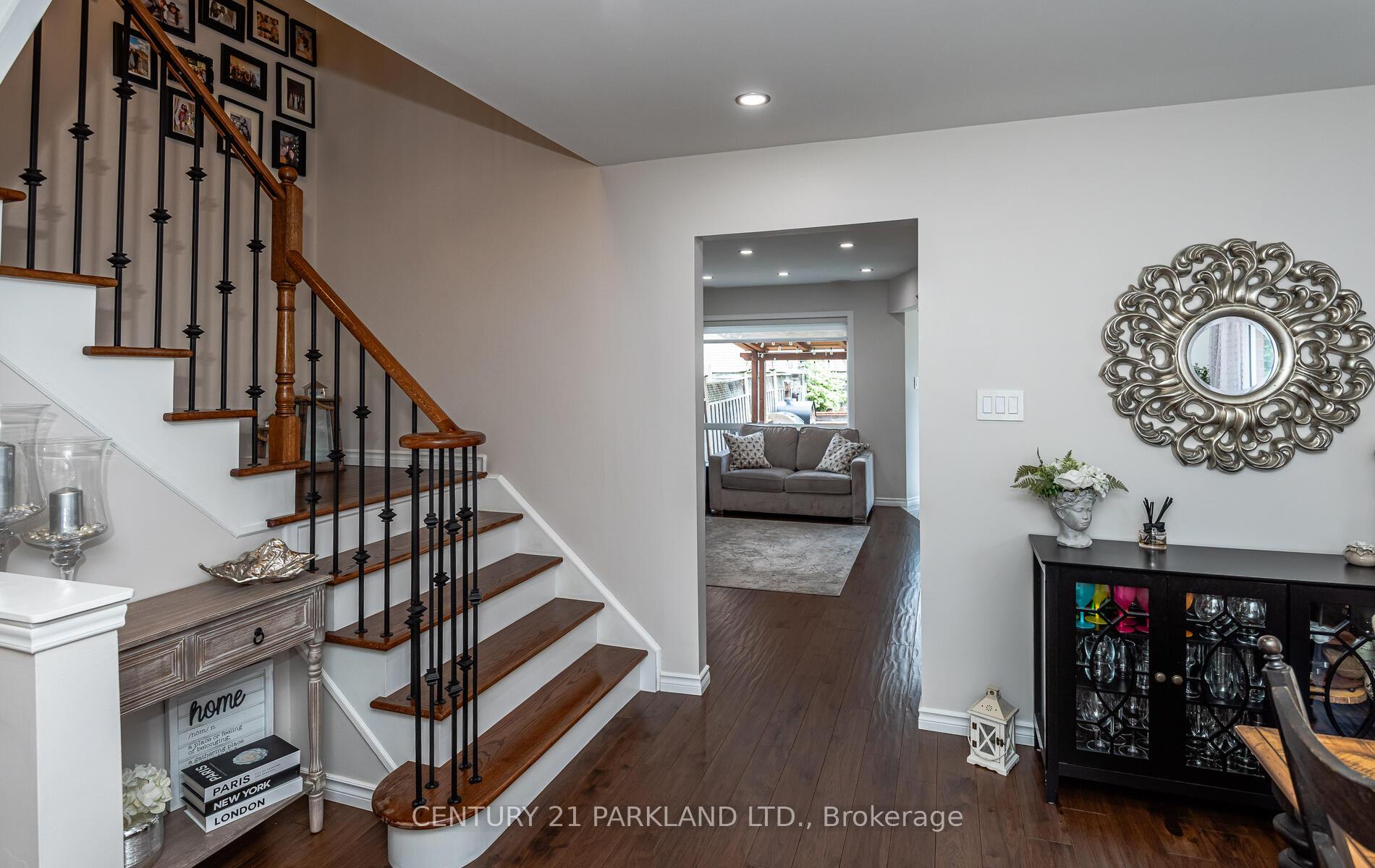Photo 9 of 100 Humbershed Crescent, Caledon, Bolton West — HOMEH