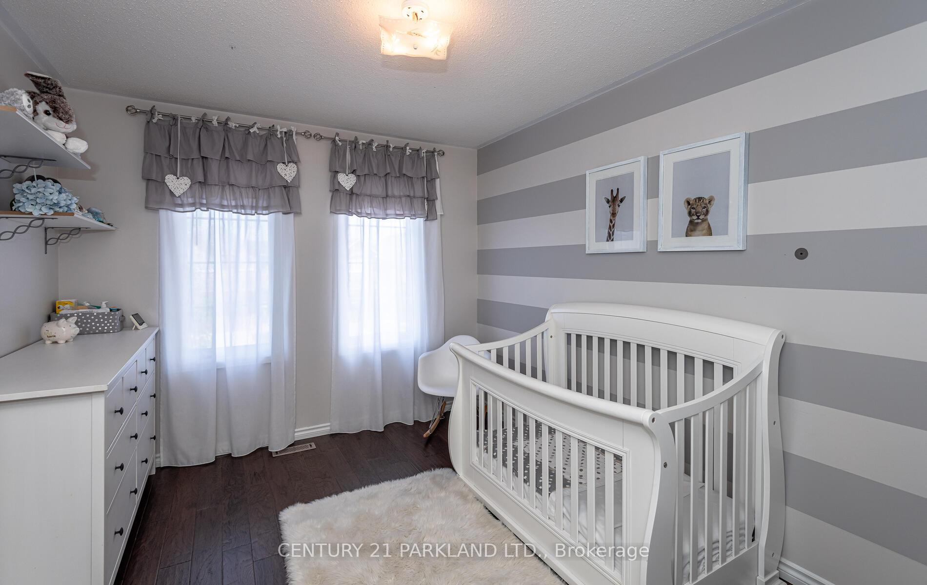 Photo 10 of 100 Humbershed Crescent, Caledon, Bolton West — HOMEH