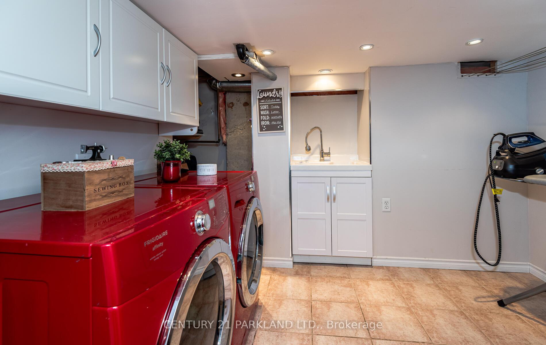 Photo 17 of 100 Humbershed Crescent, Caledon, Bolton West — HOMEH